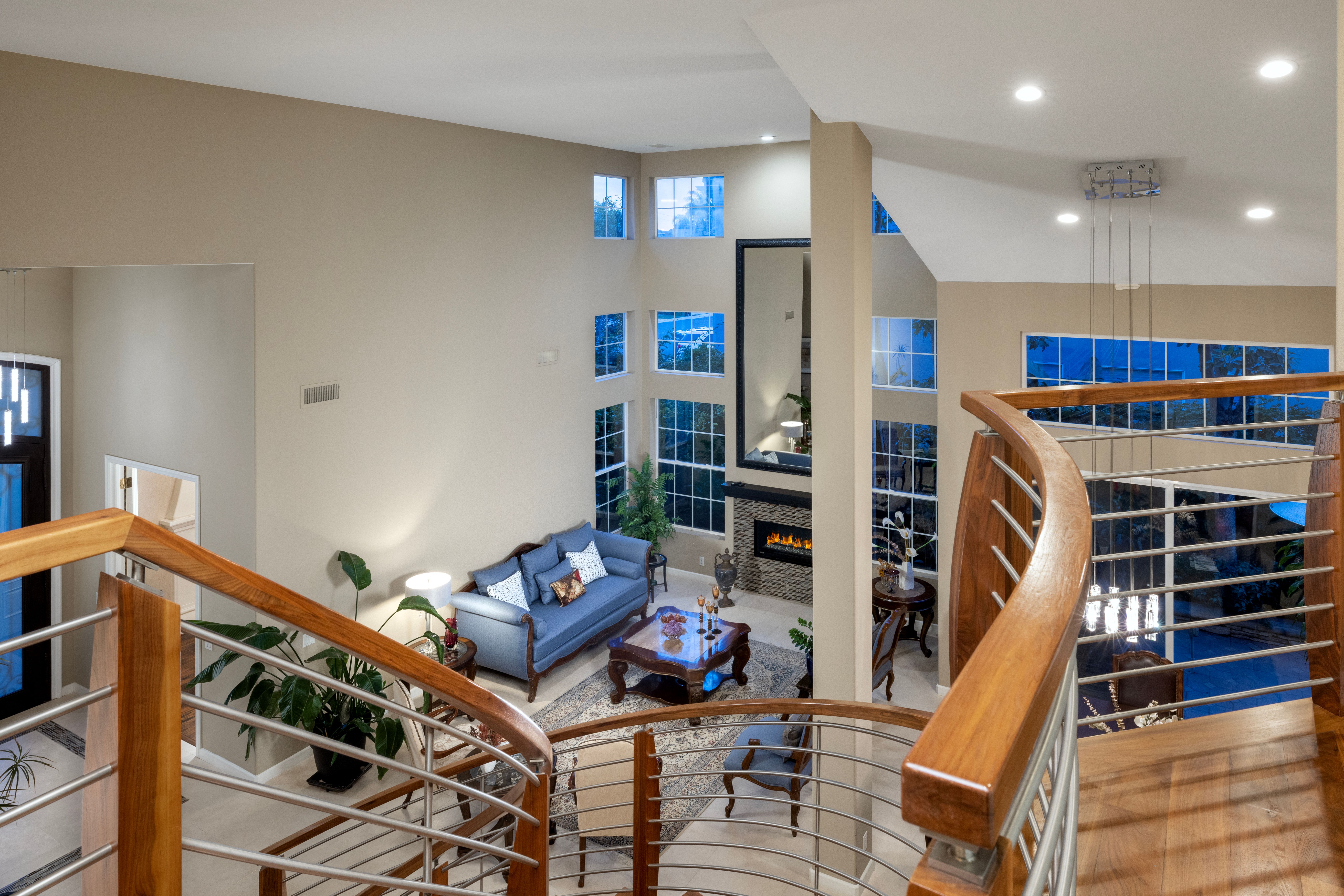 6841 Livingston Drive 