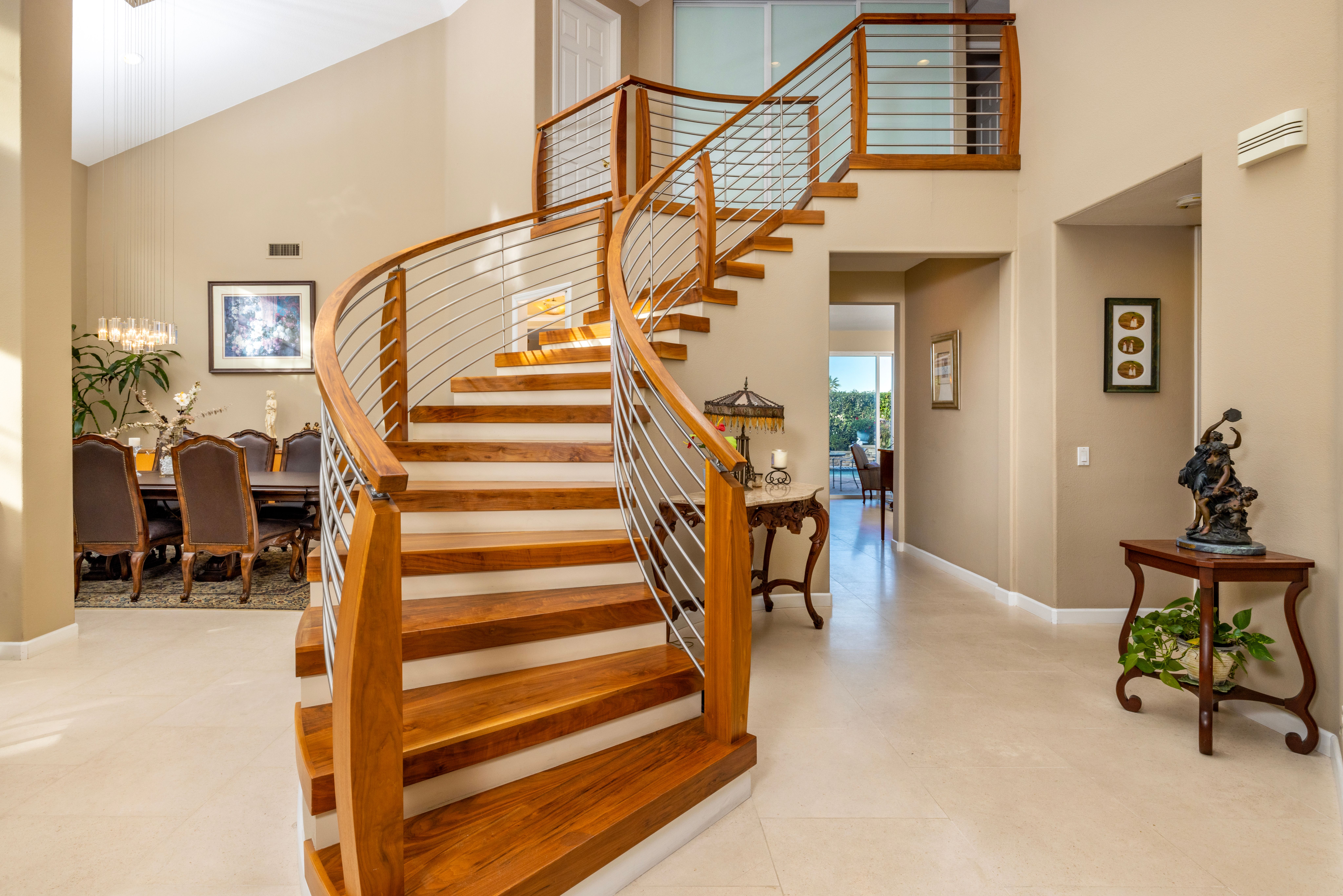 6841 Livingston Drive 