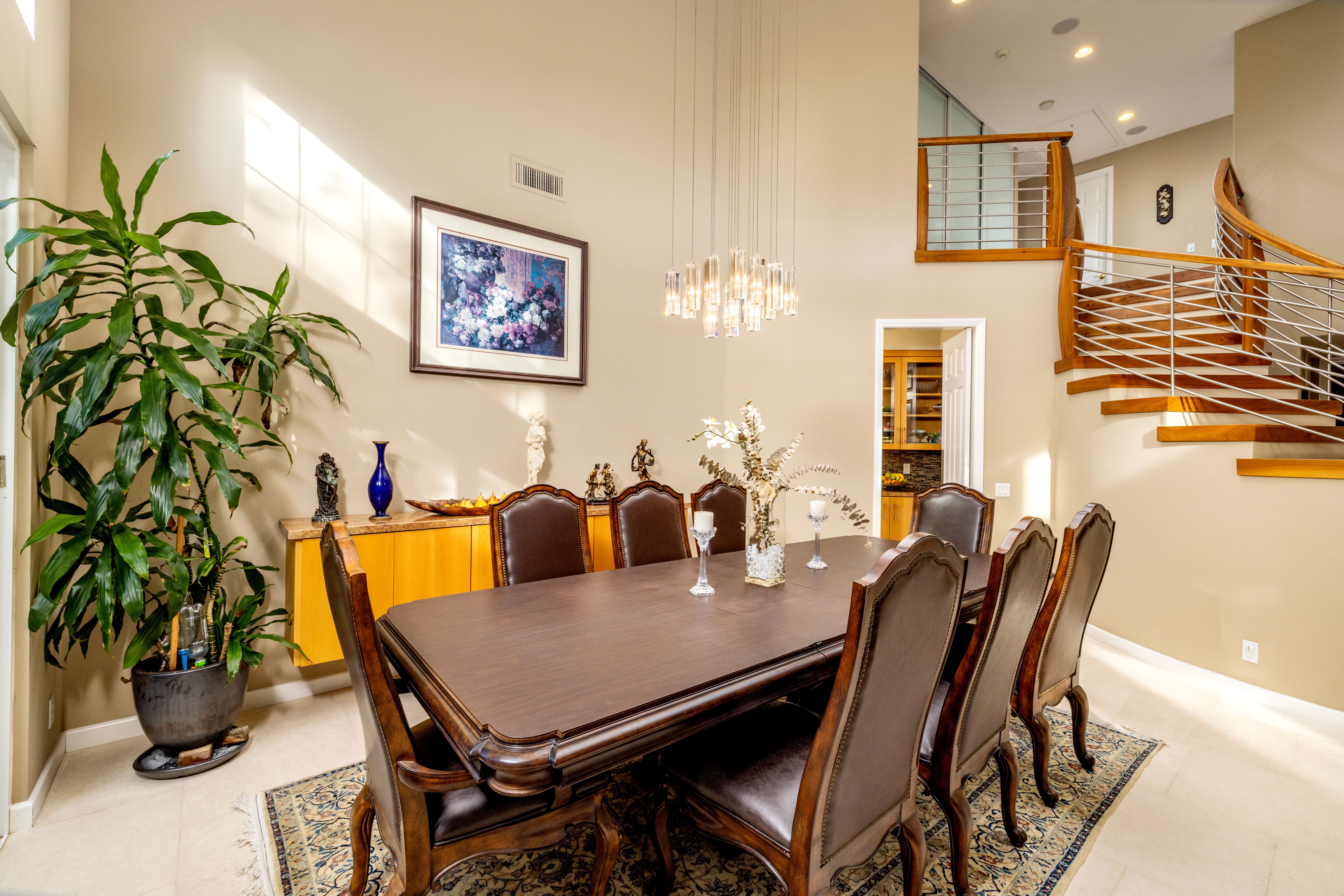6841 Livingston Drive 