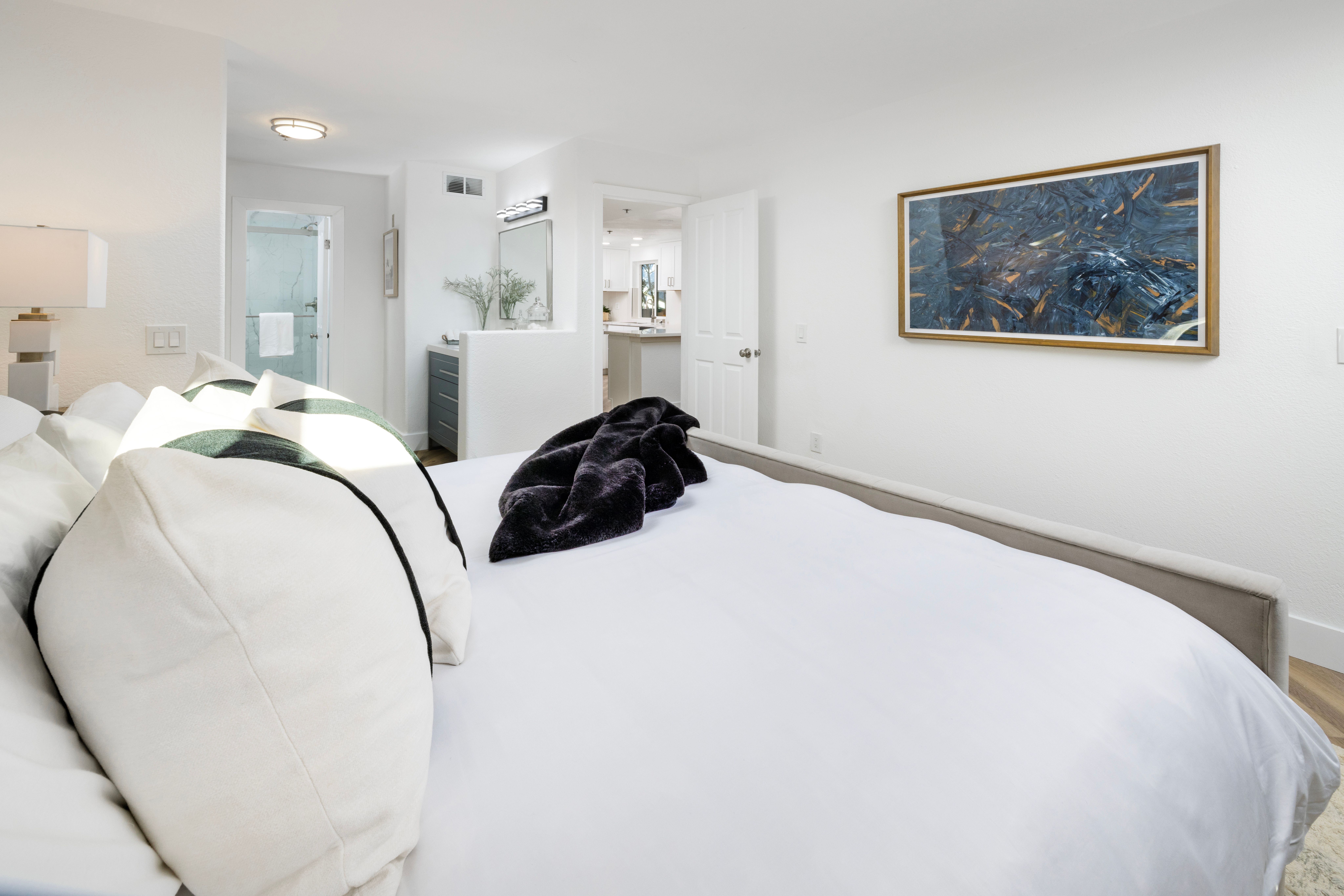 310 Lake Street #112