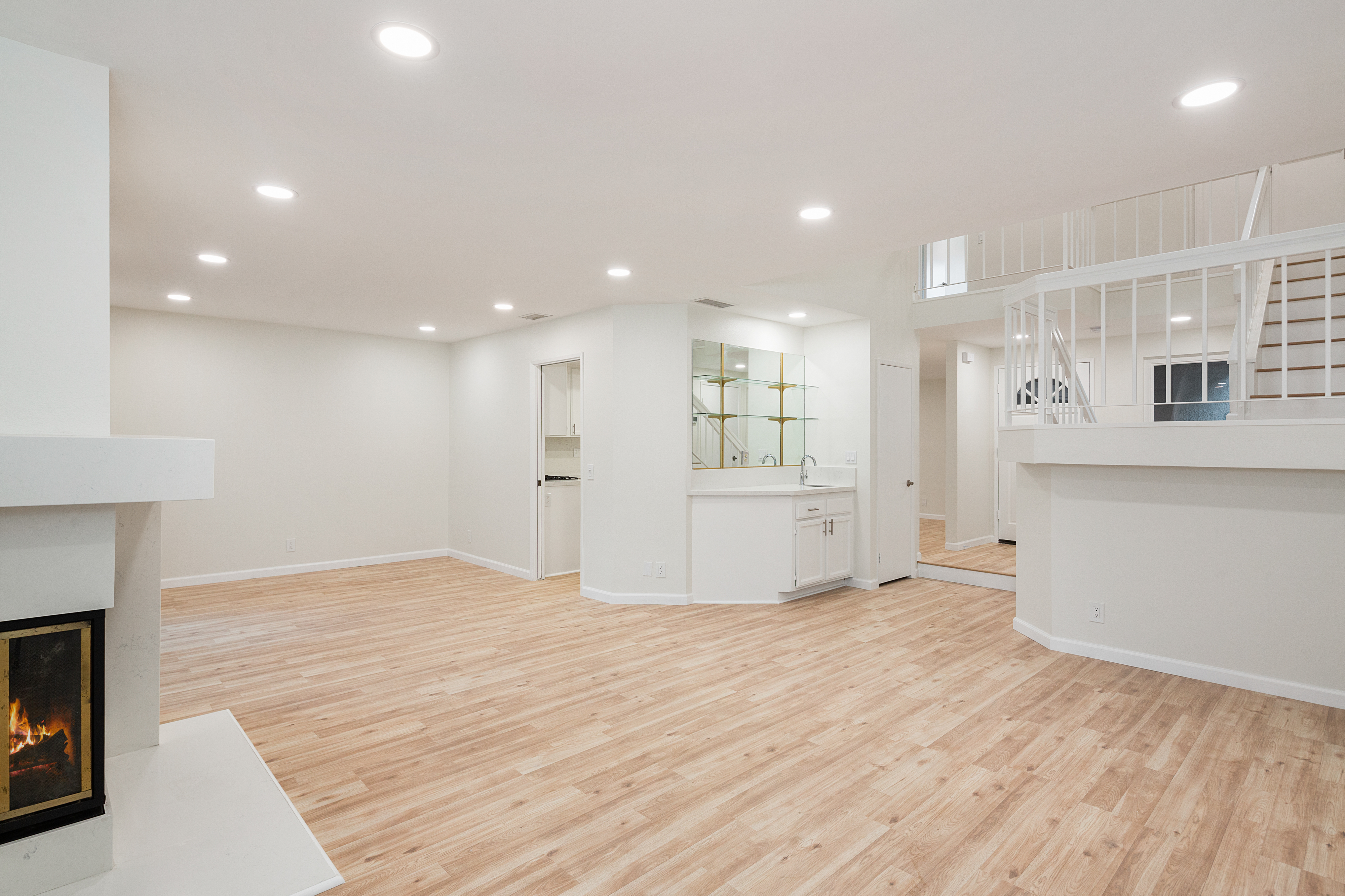 22195 Summit Hill Drive, #31