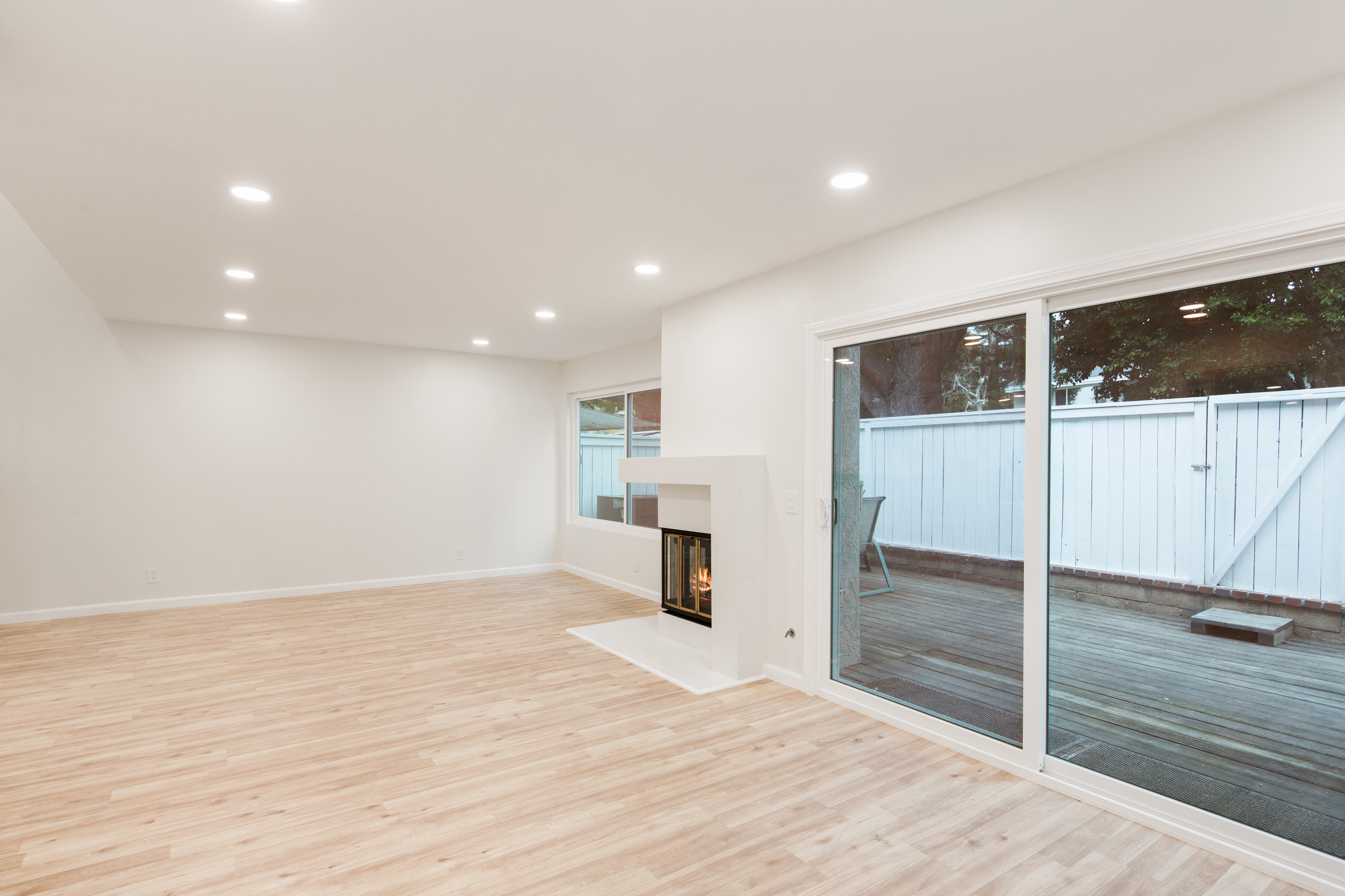 22195 Summit Hill Drive, #31