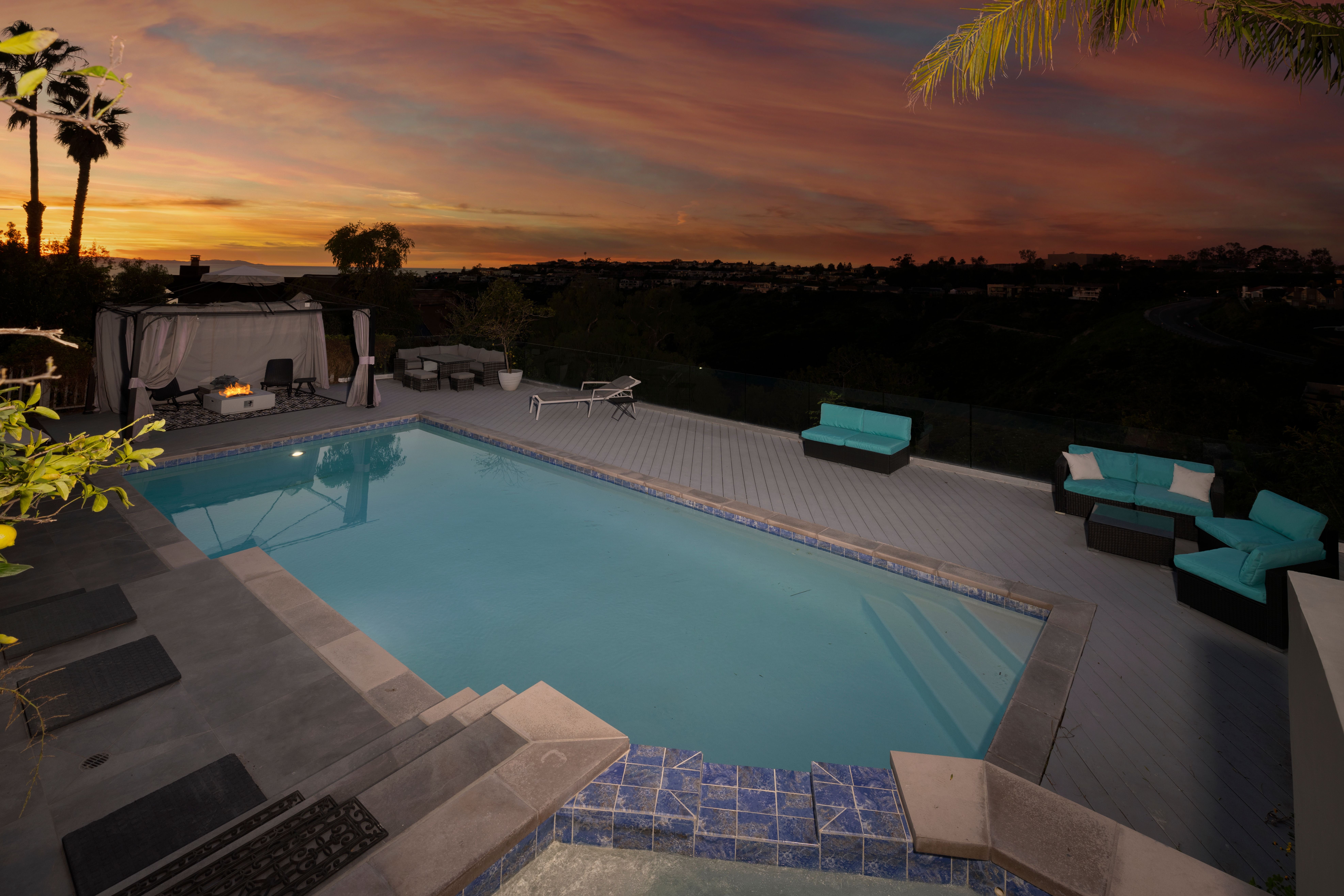 2190 Temple Hills Drive 