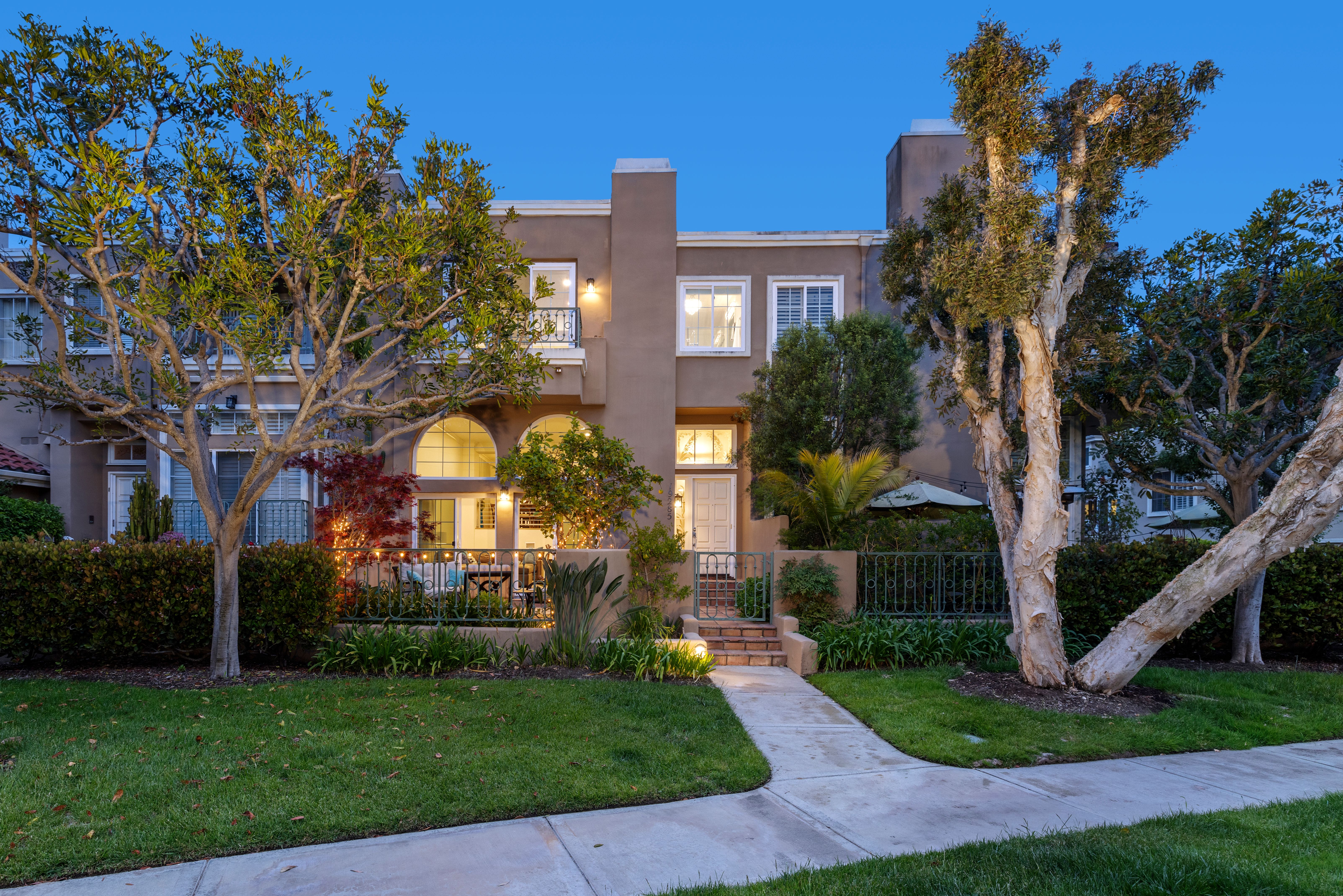 19285 Torreypines Circle 