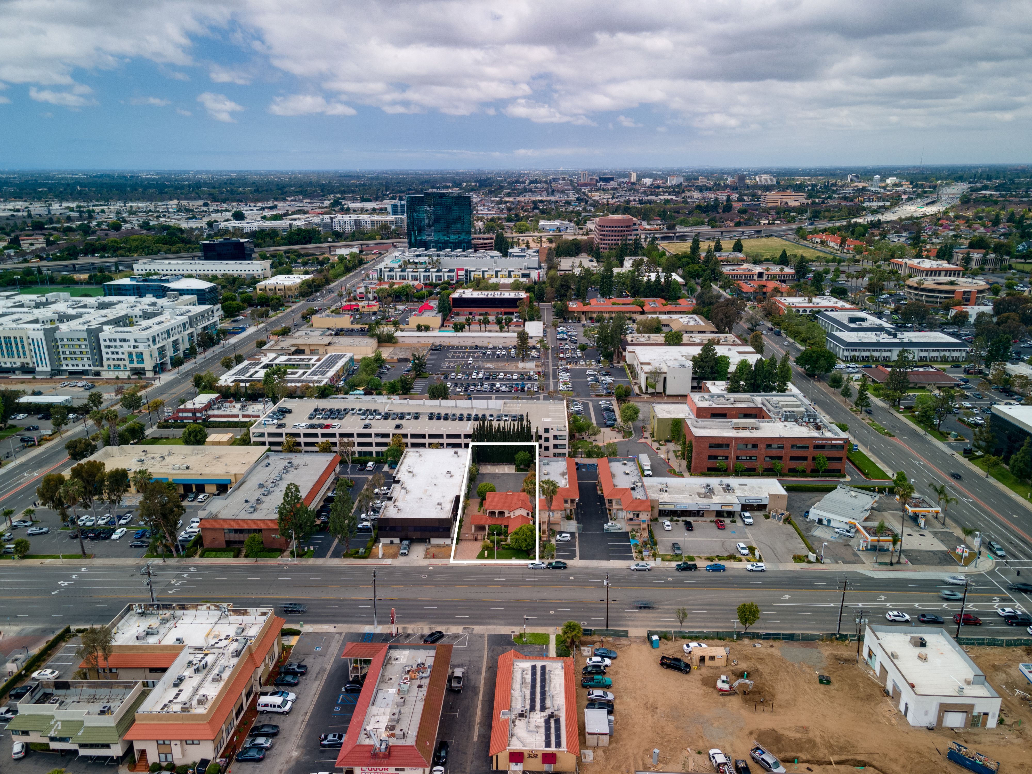 220 North Tustin Avenue 