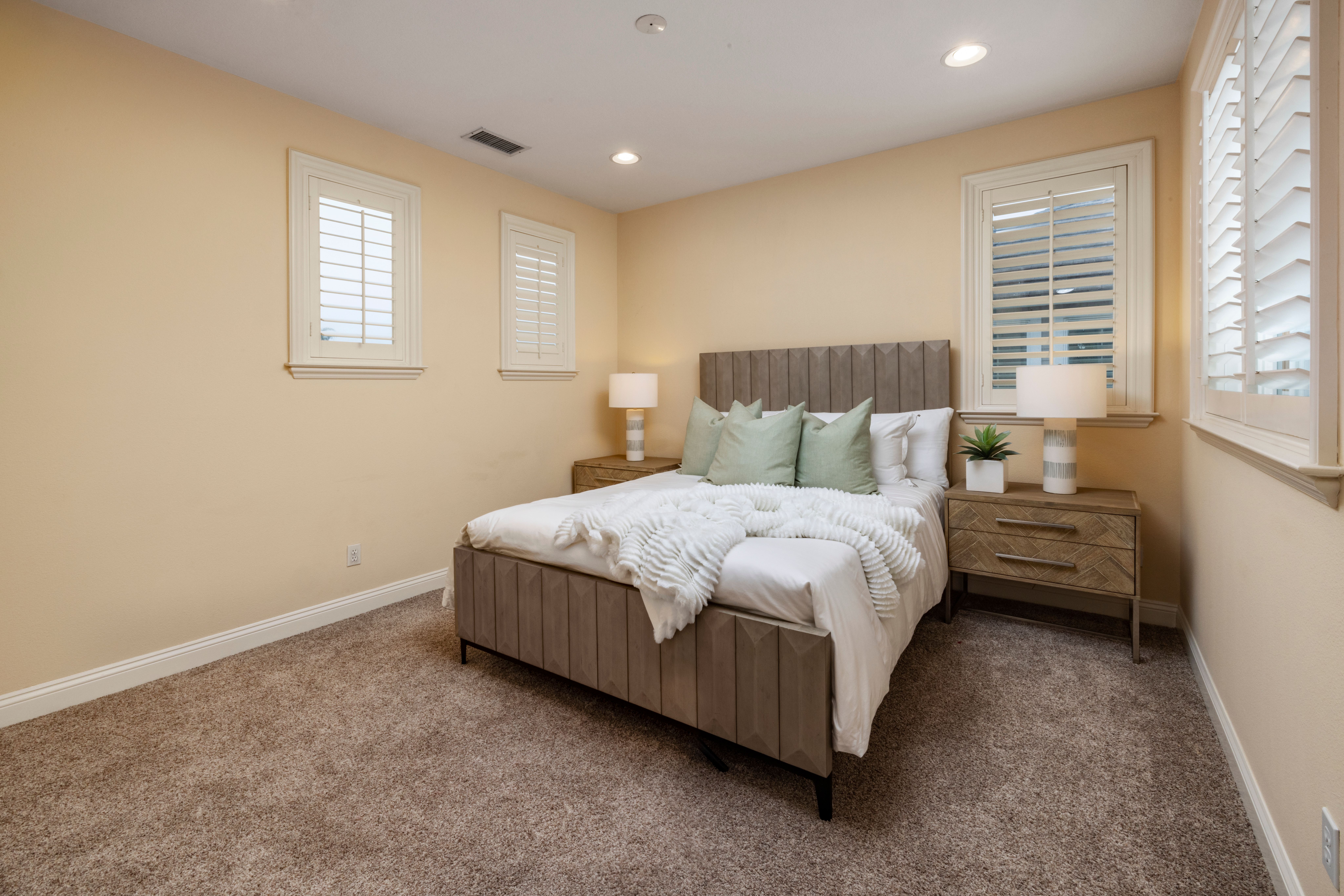 6411 Fairwind Circle 