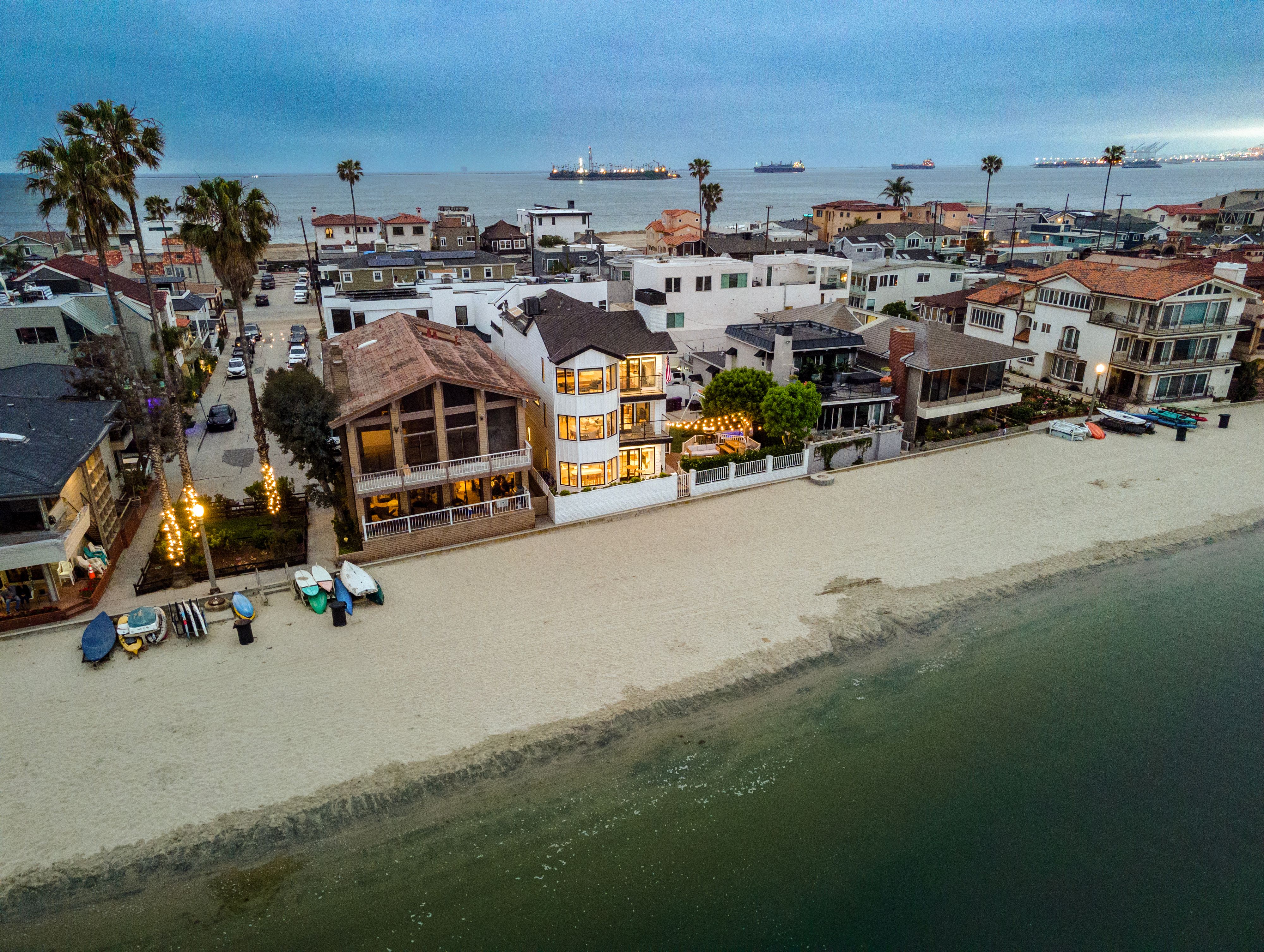 5716 East Bayshore Walk 