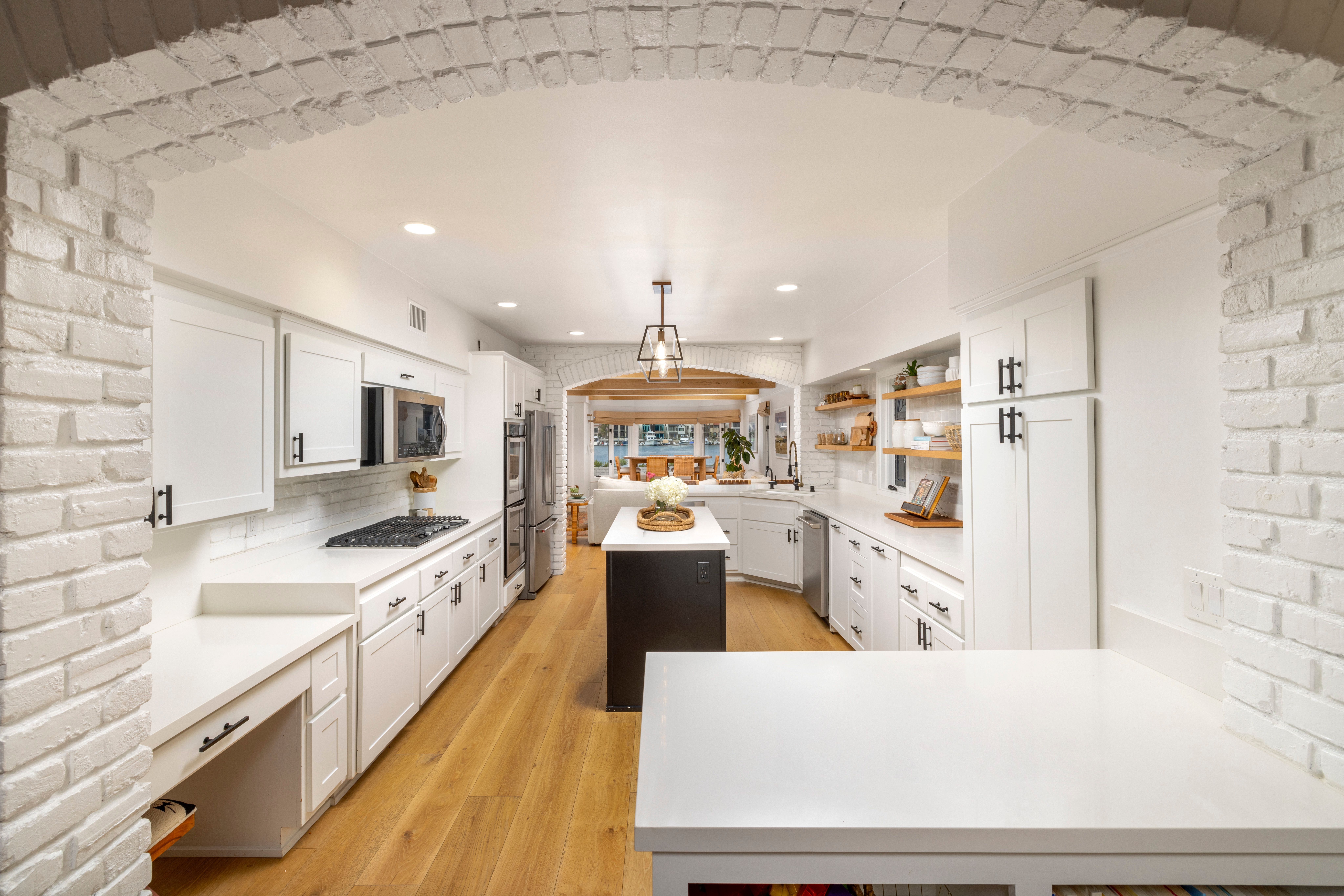 5716 East Bayshore Walk 