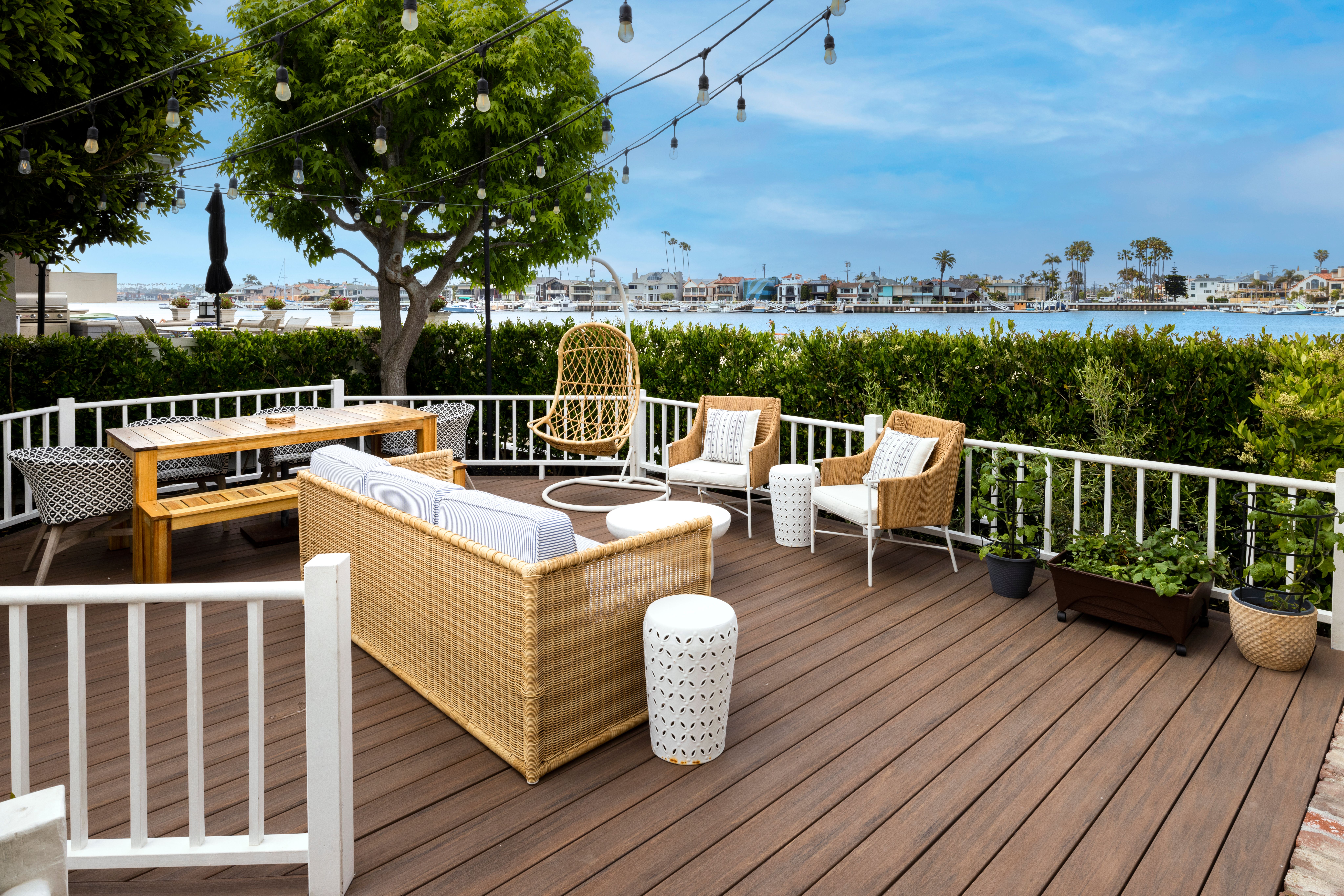 5716 East Bayshore Walk 