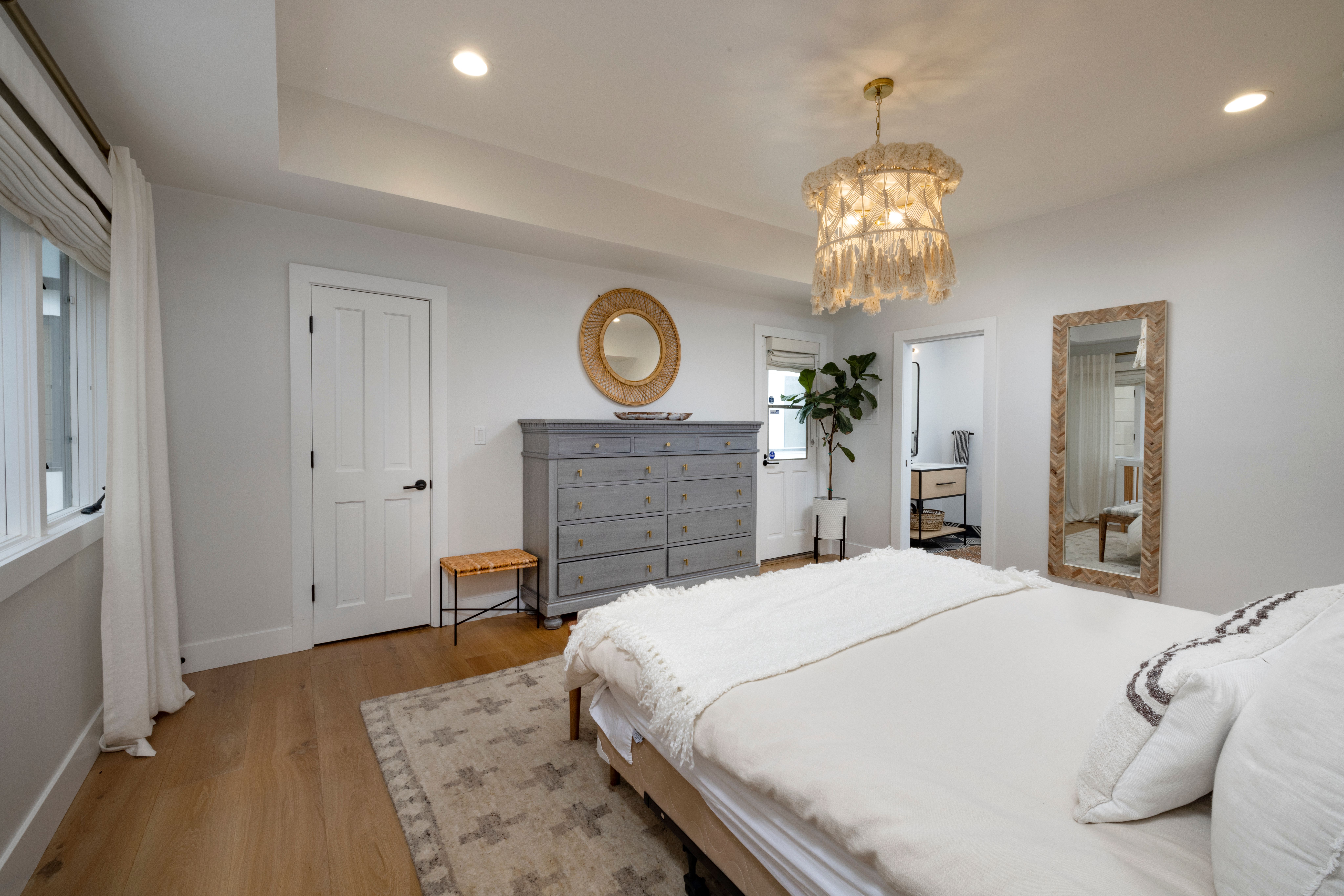 5716 East Bayshore Walk 
