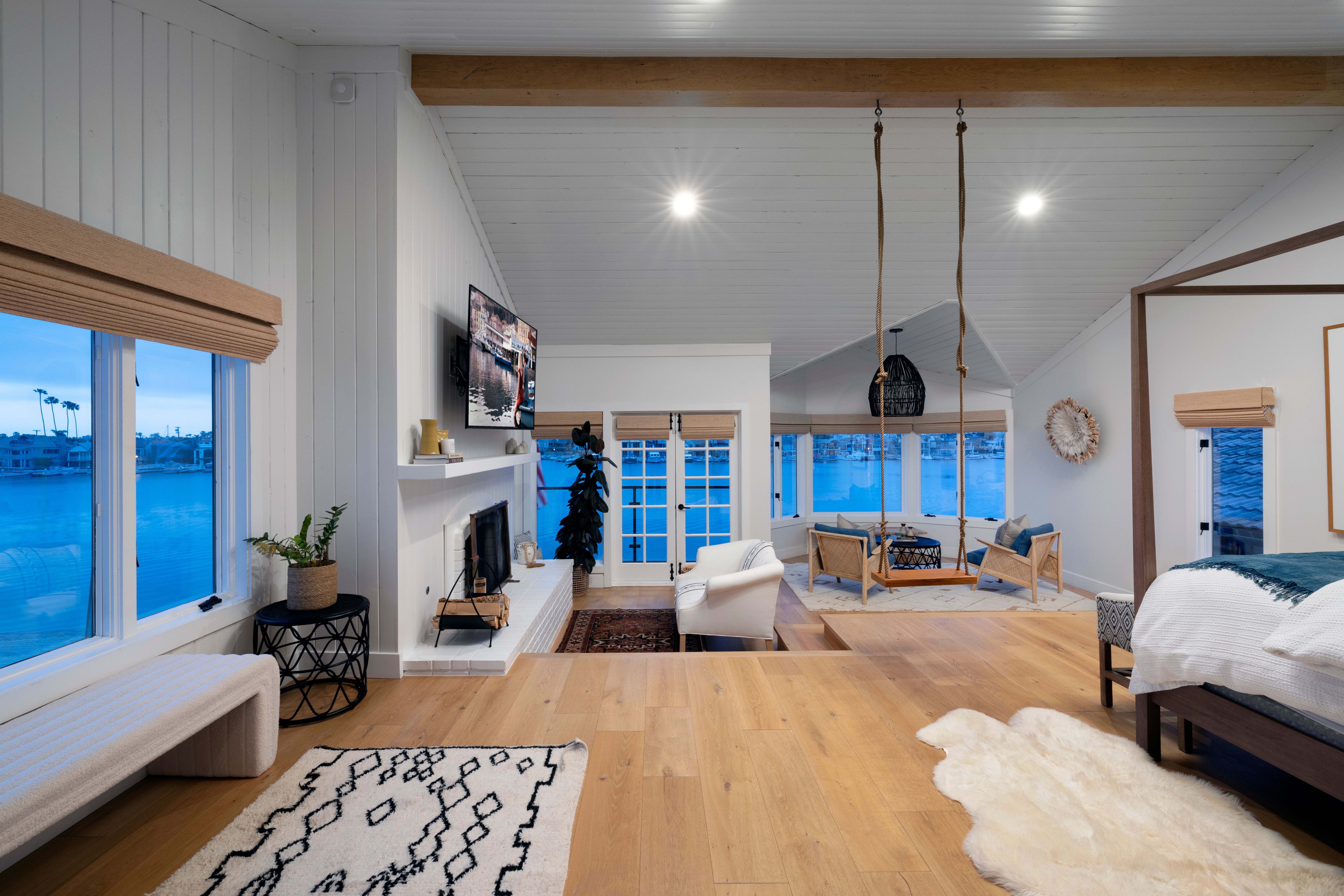 5716 East Bayshore Walk 