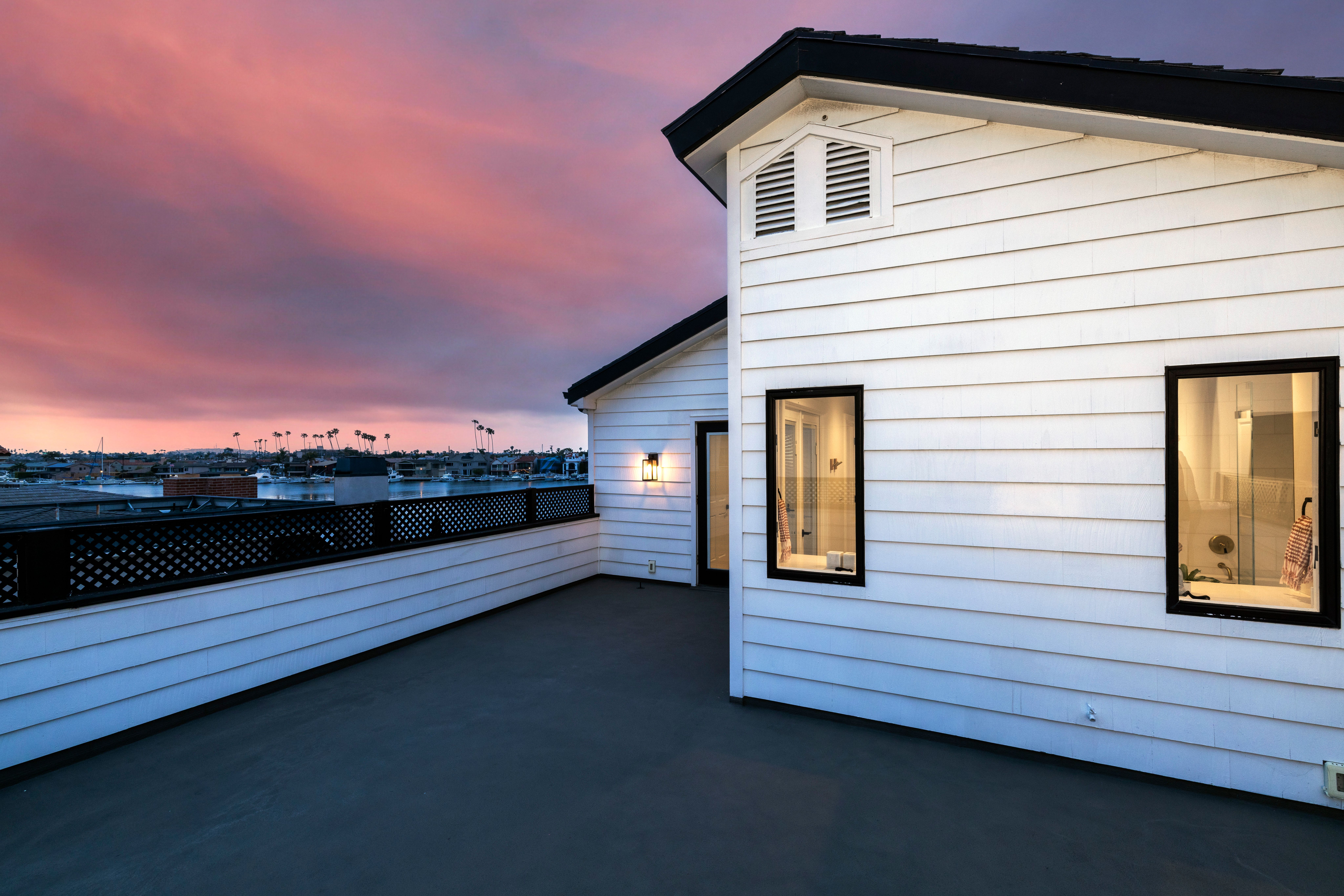 5716 East Bayshore Walk 