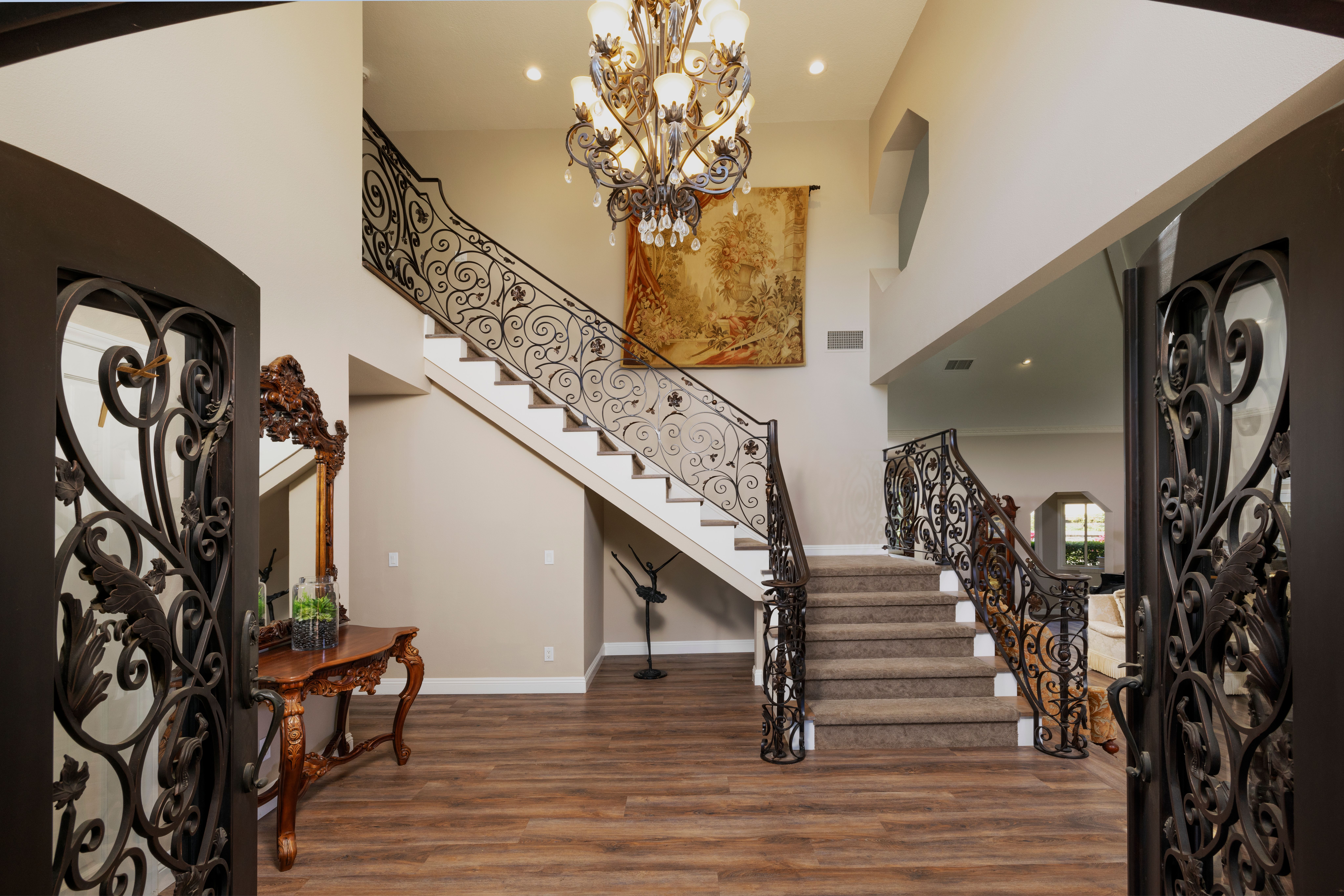 4090 Live Oak Lane 