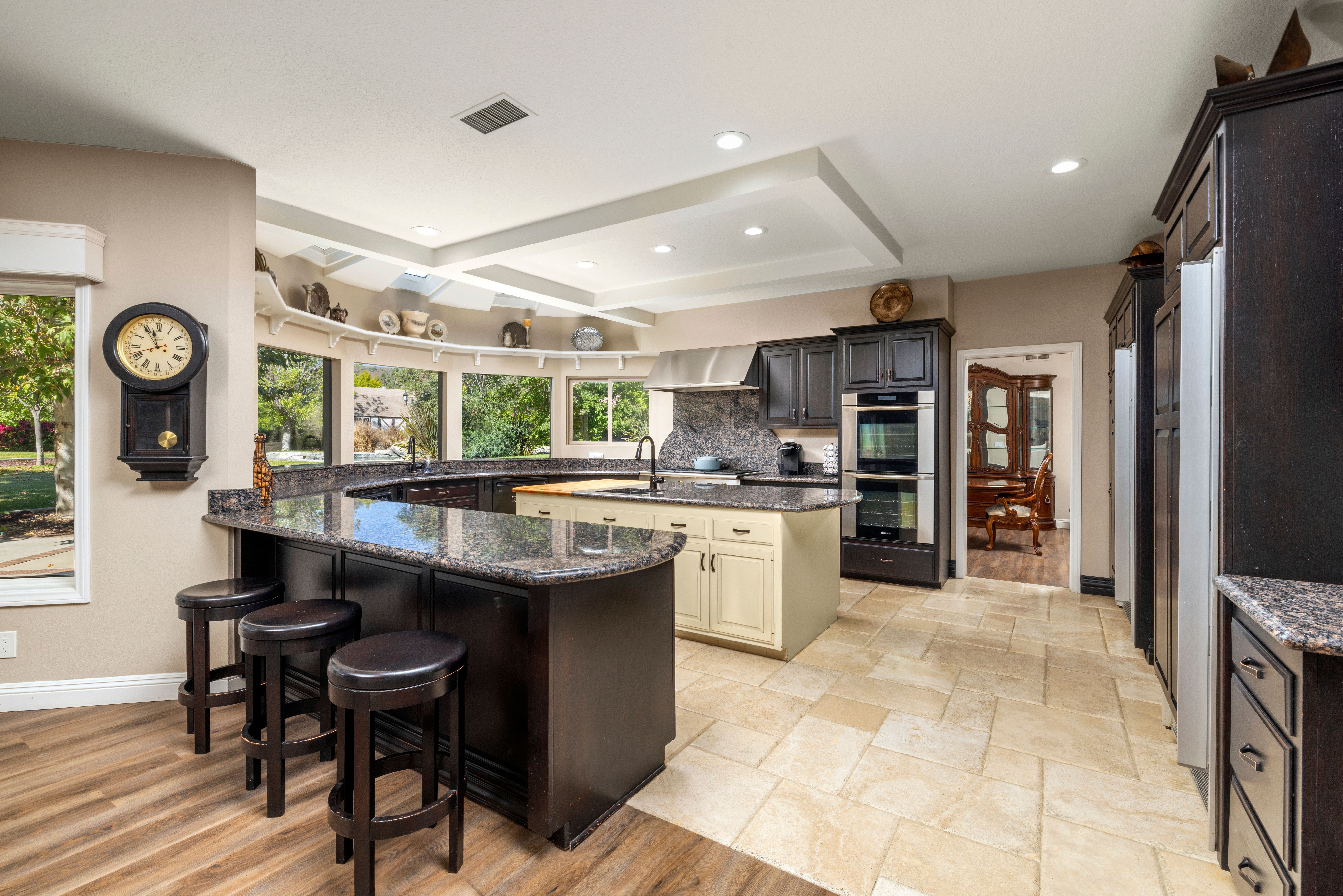4090 Live Oak Lane 