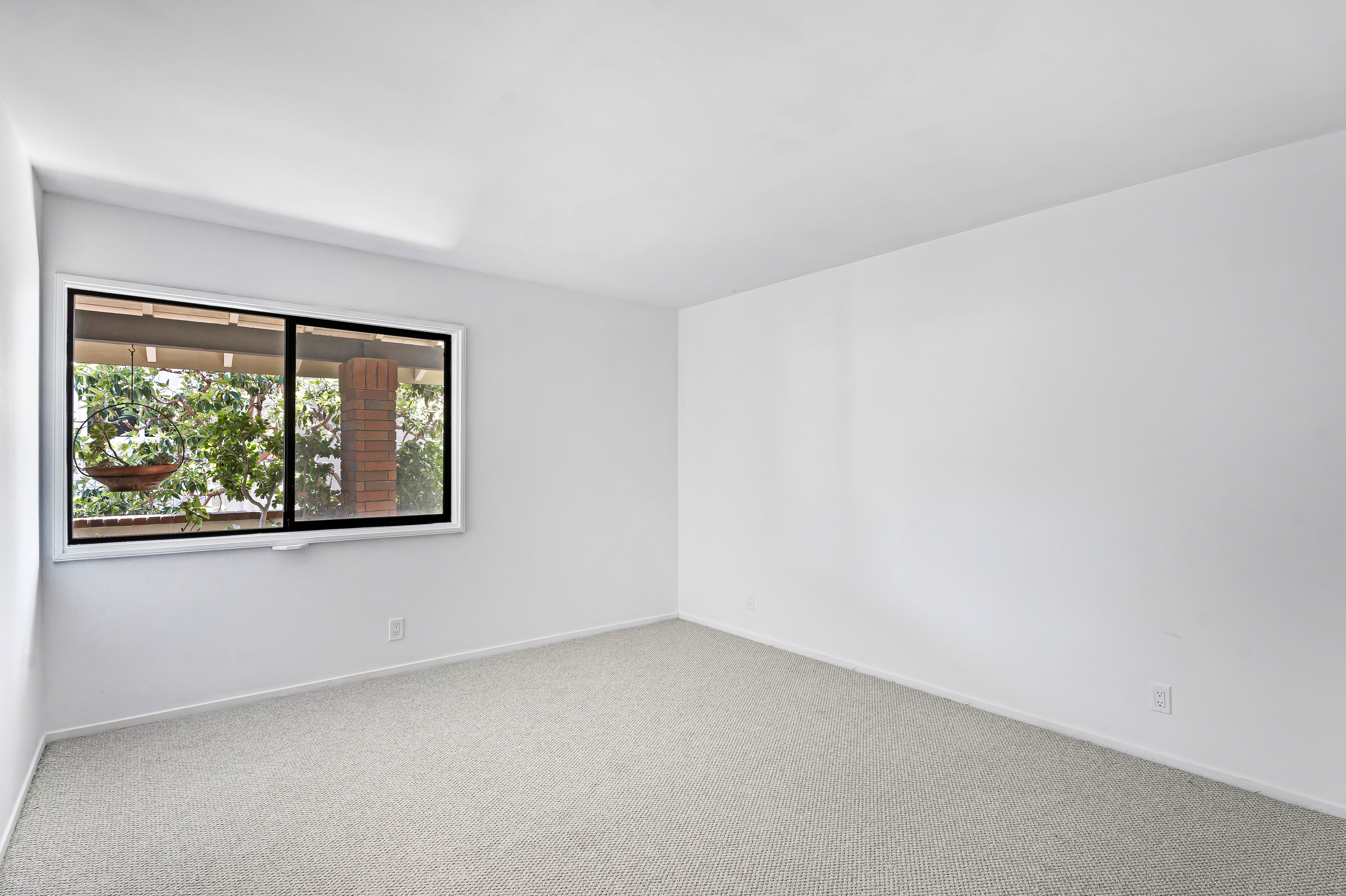 6 Skysail Drive 