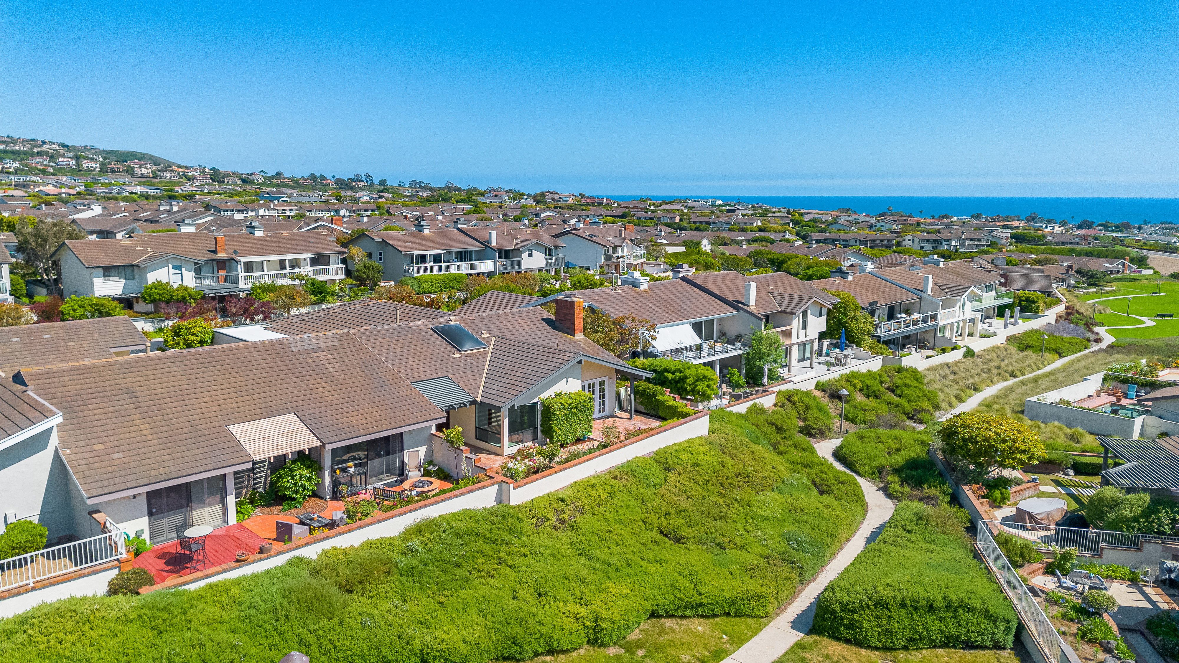 6 Skysail Drive 