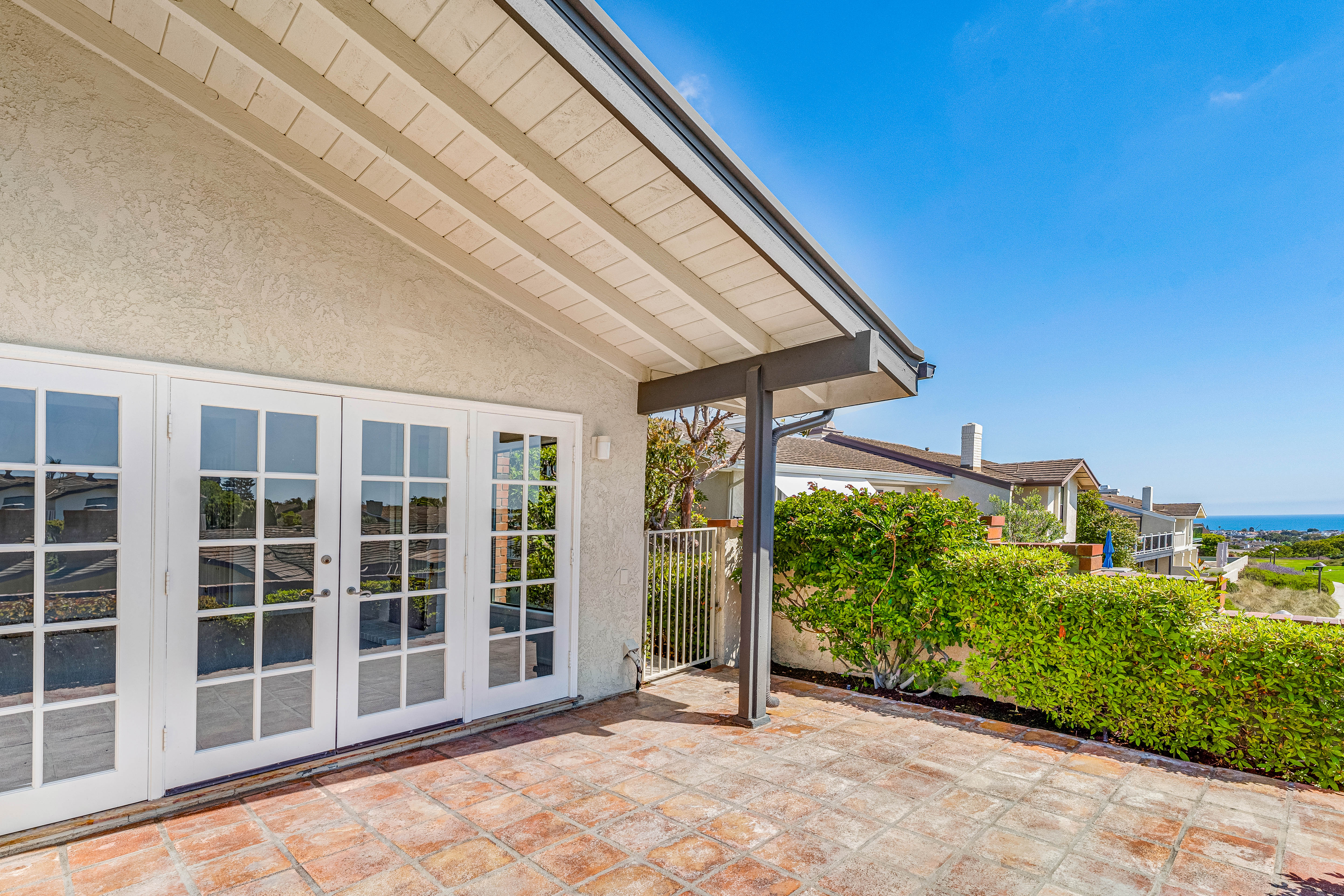 6 Skysail Drive 