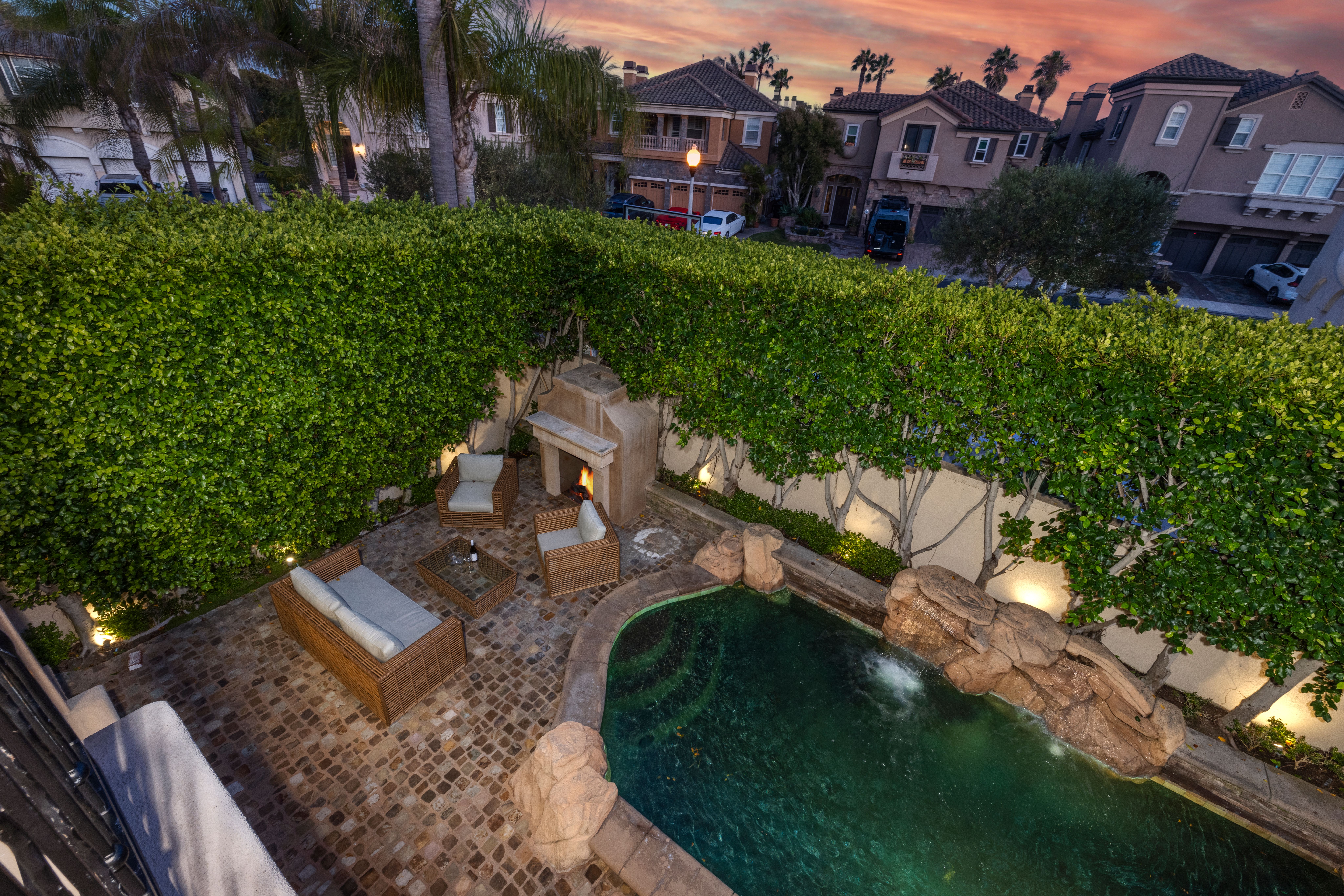 5676 Ocean Terrace Drive 