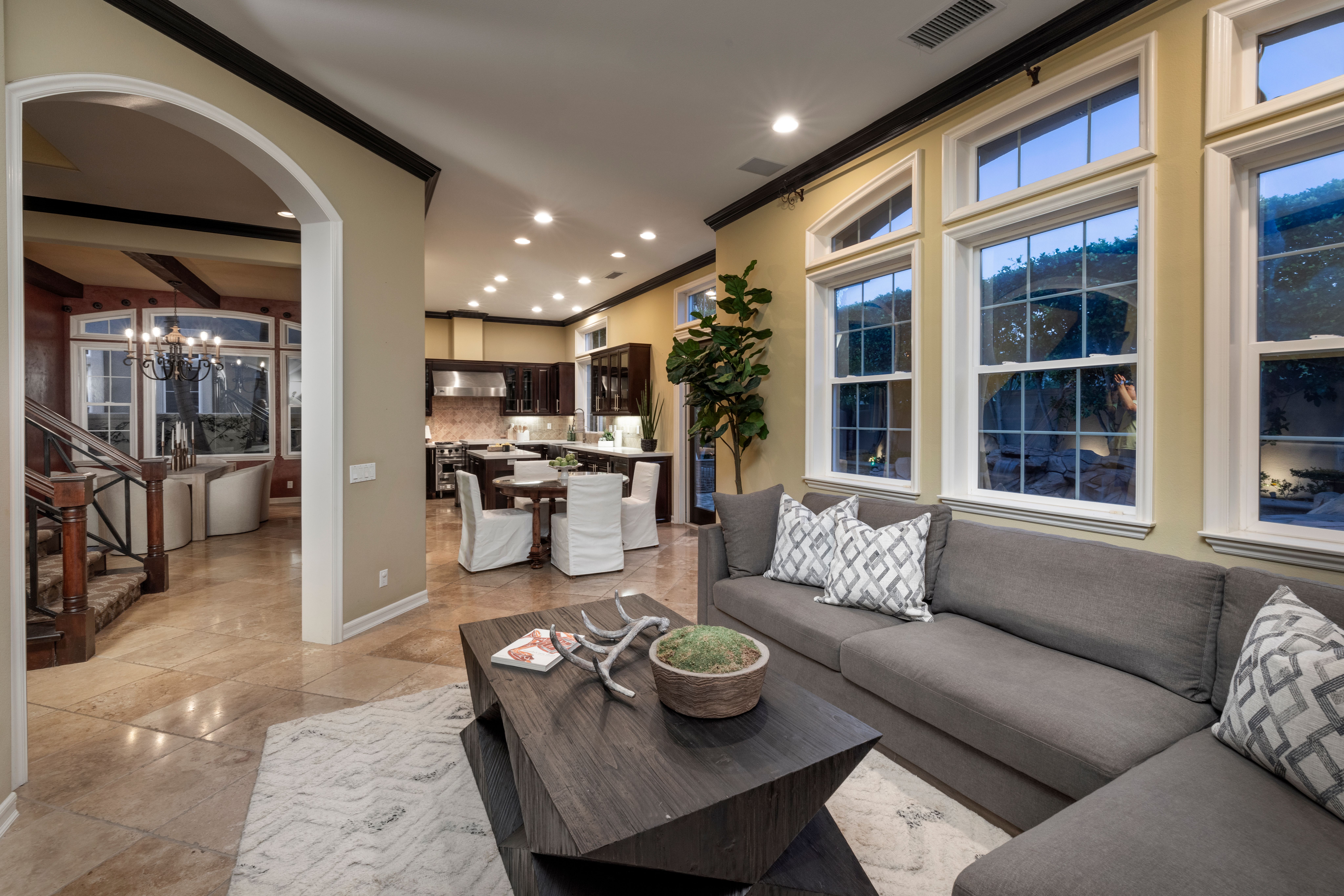 5676 Ocean Terrace Drive 