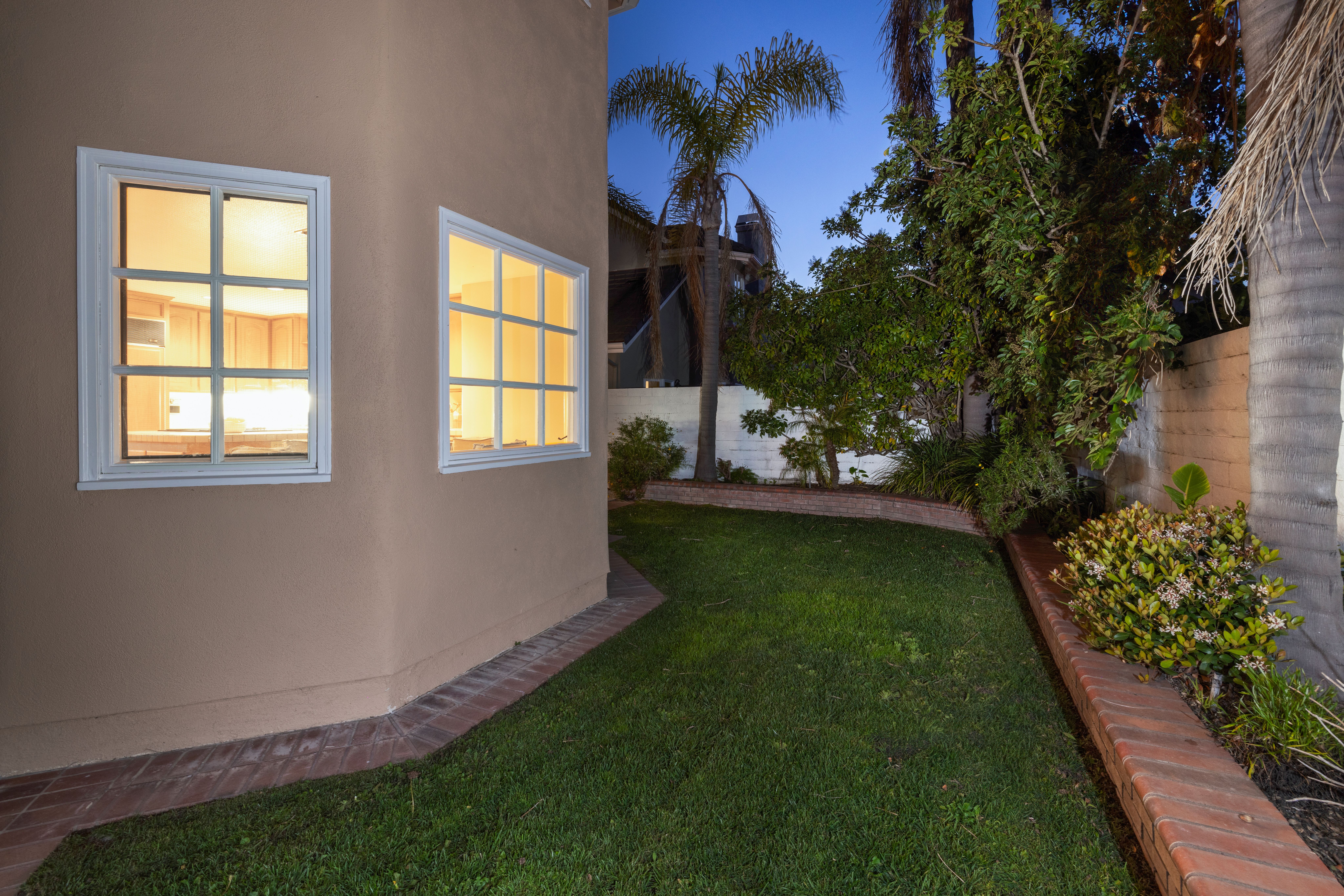 16182 Santa Barbara Lane 