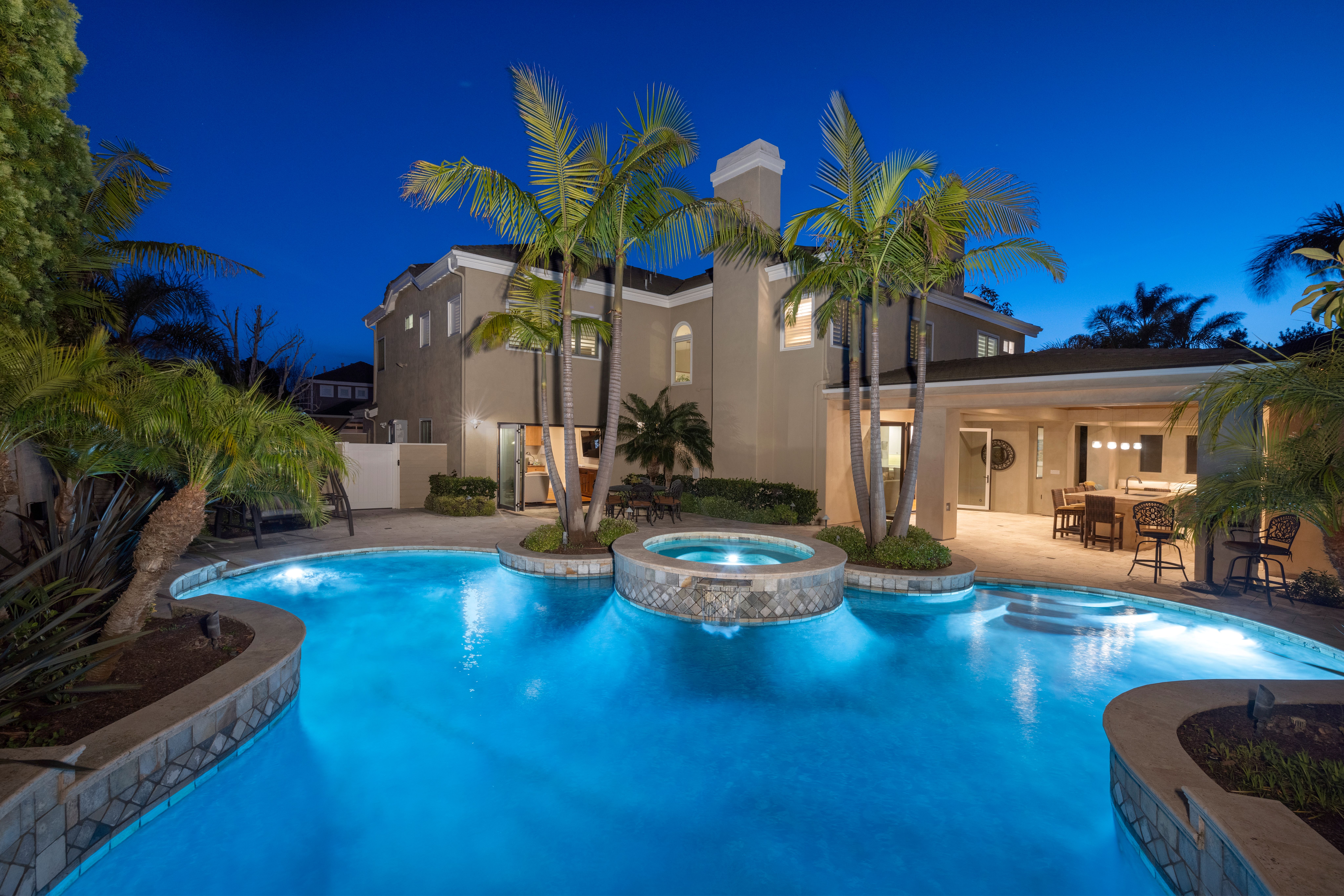 6561 Horseshoe Lane 