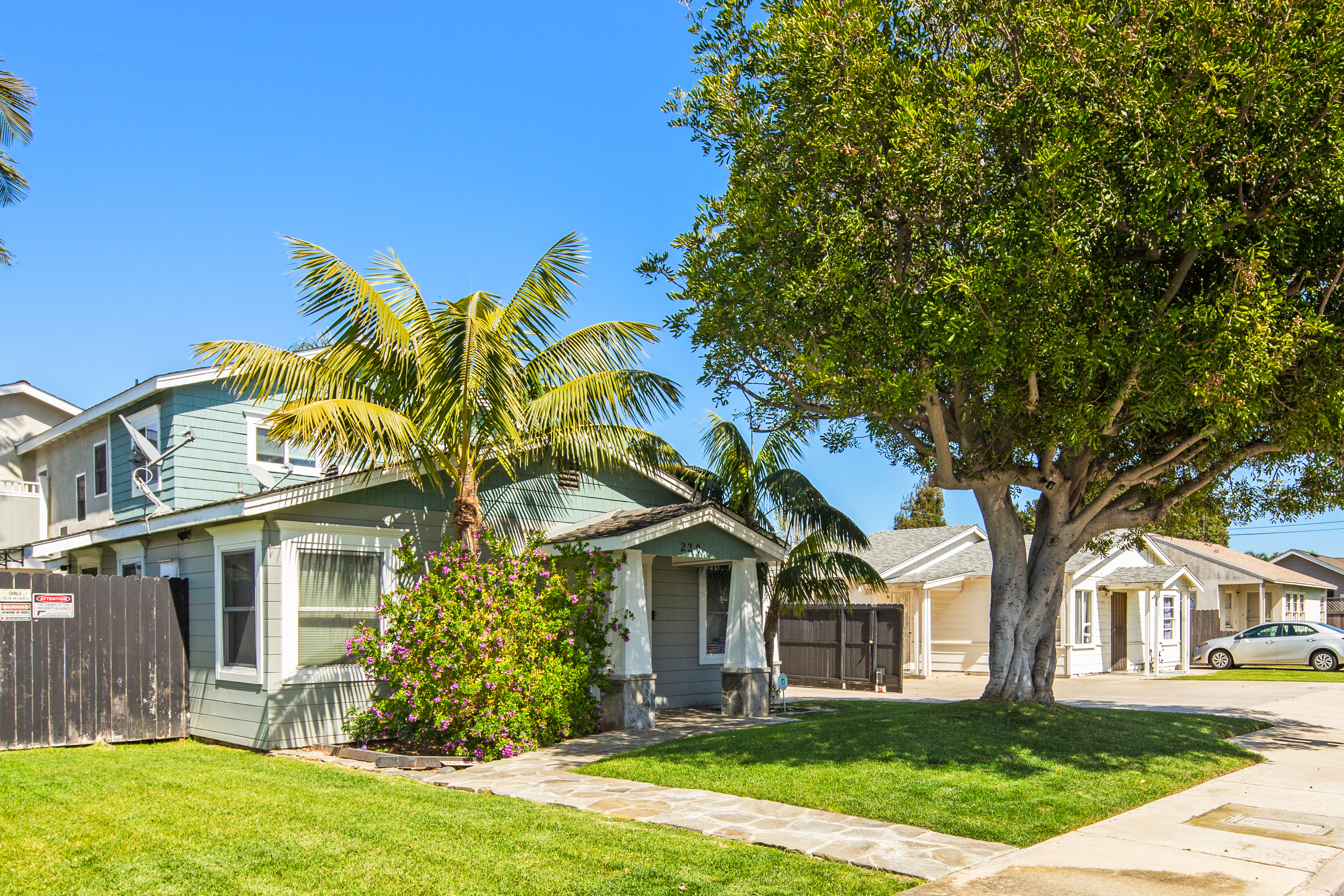 222 Costa Mesa Street 