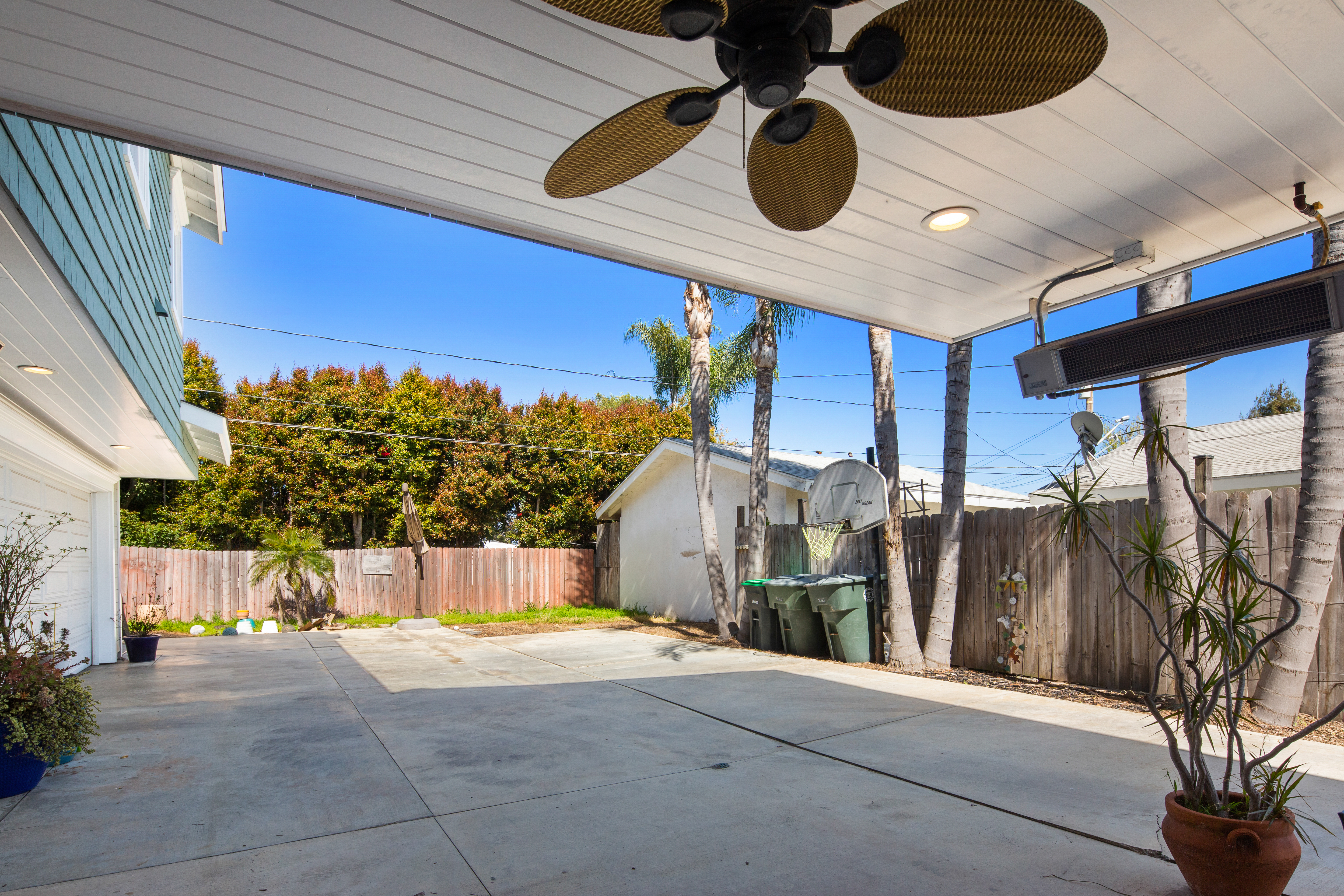 222 Costa Mesa Street 