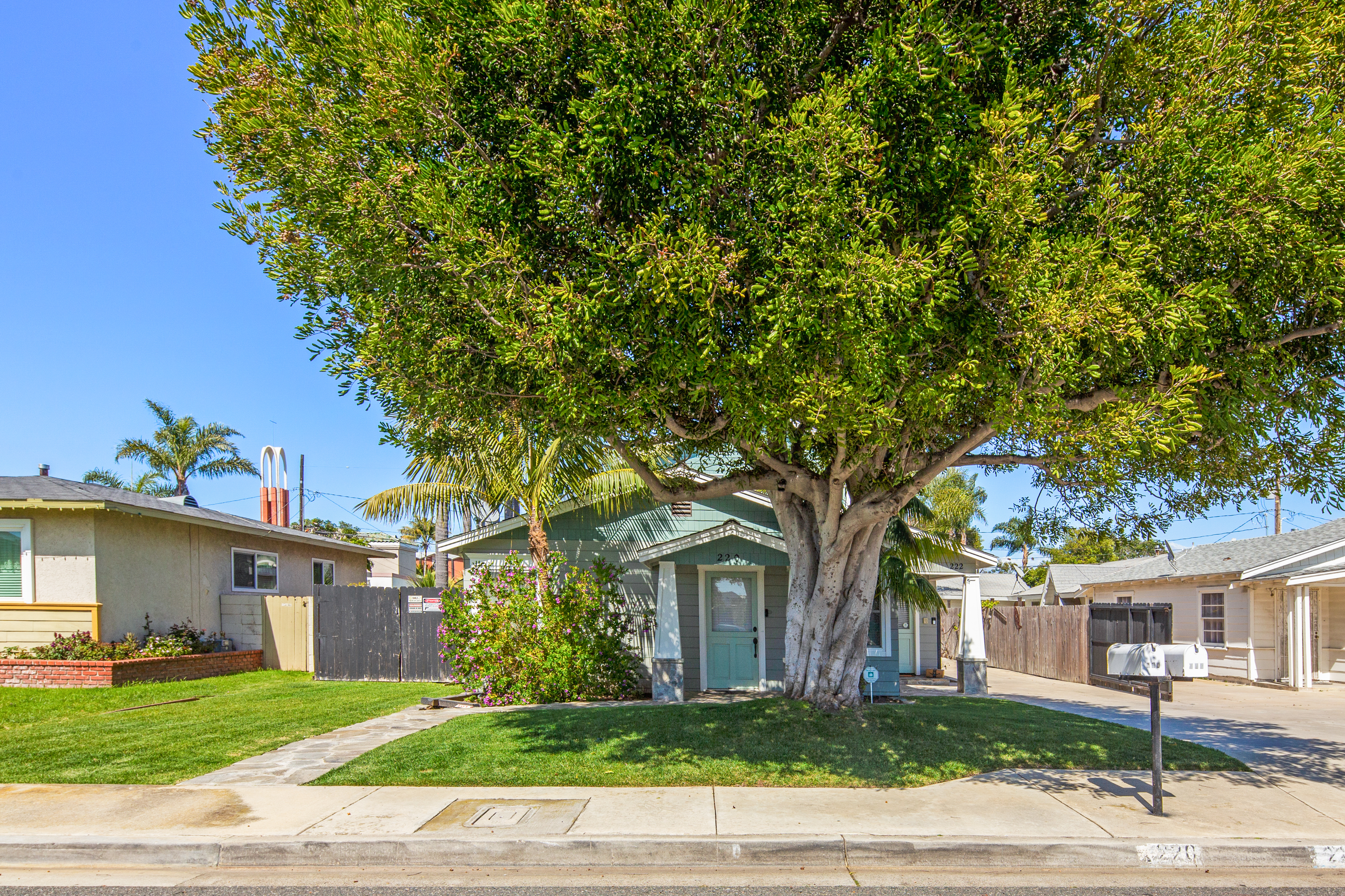222 Costa Mesa Street 