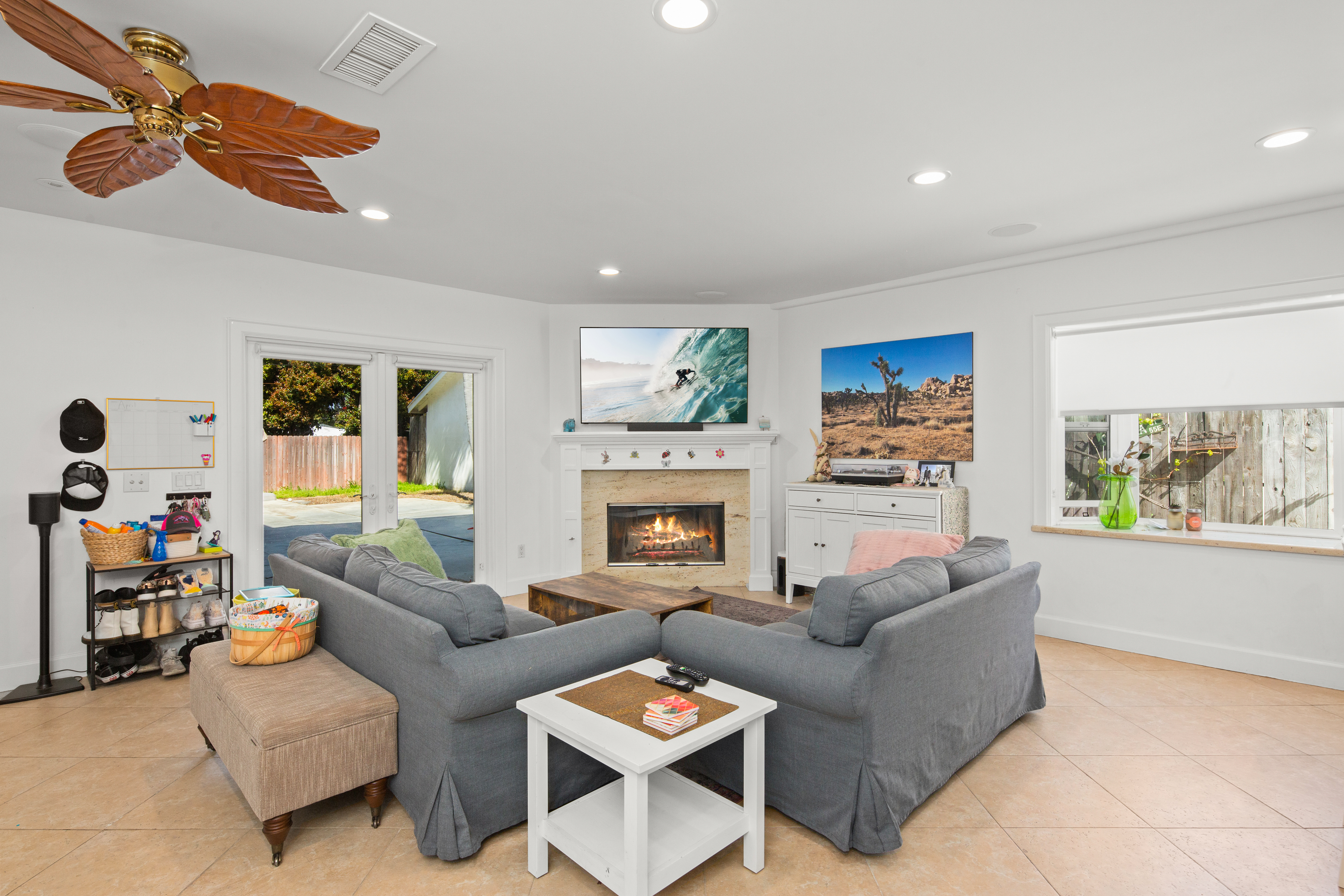222 Costa Mesa Street 