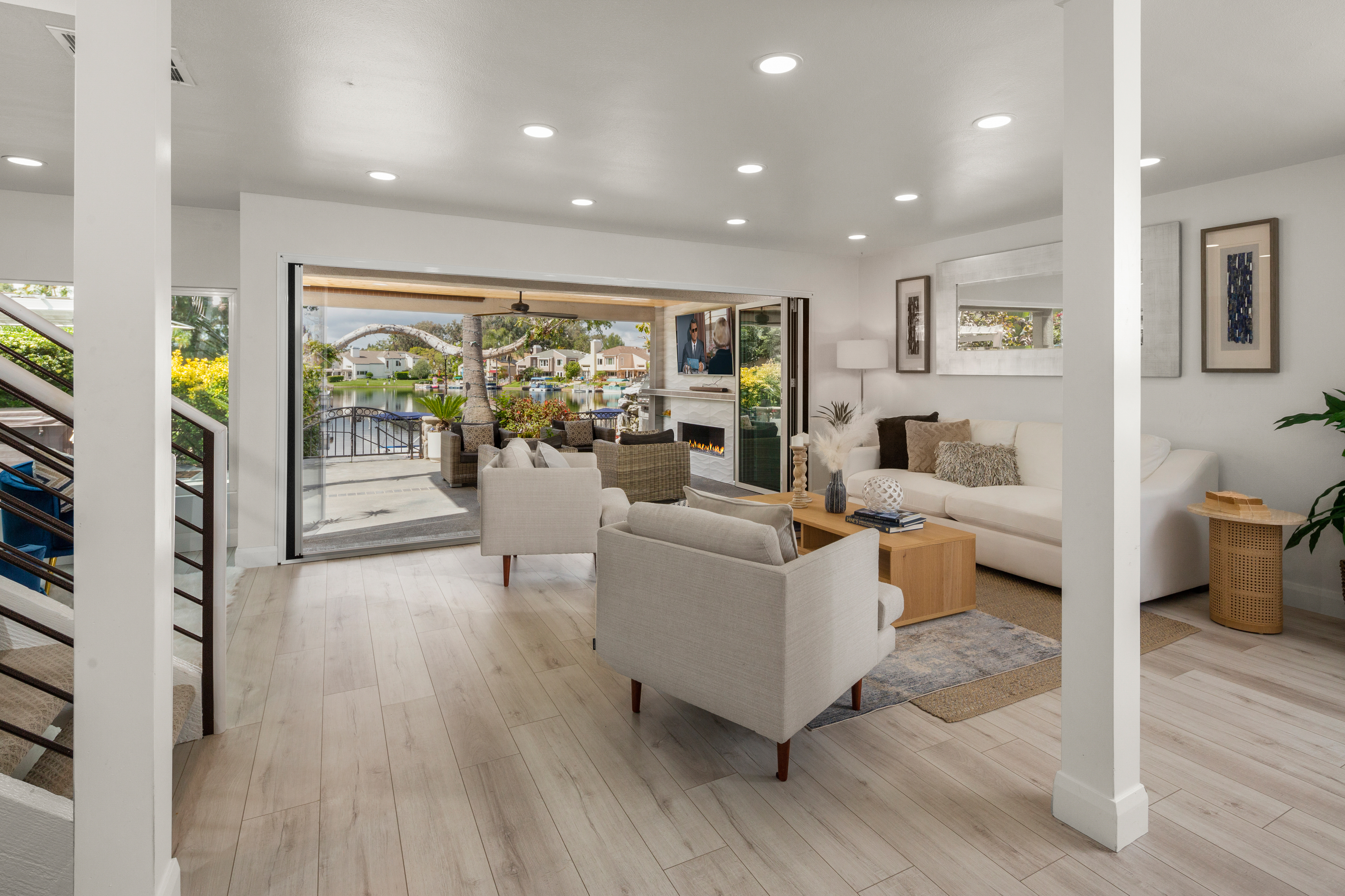 22481 Overlake 