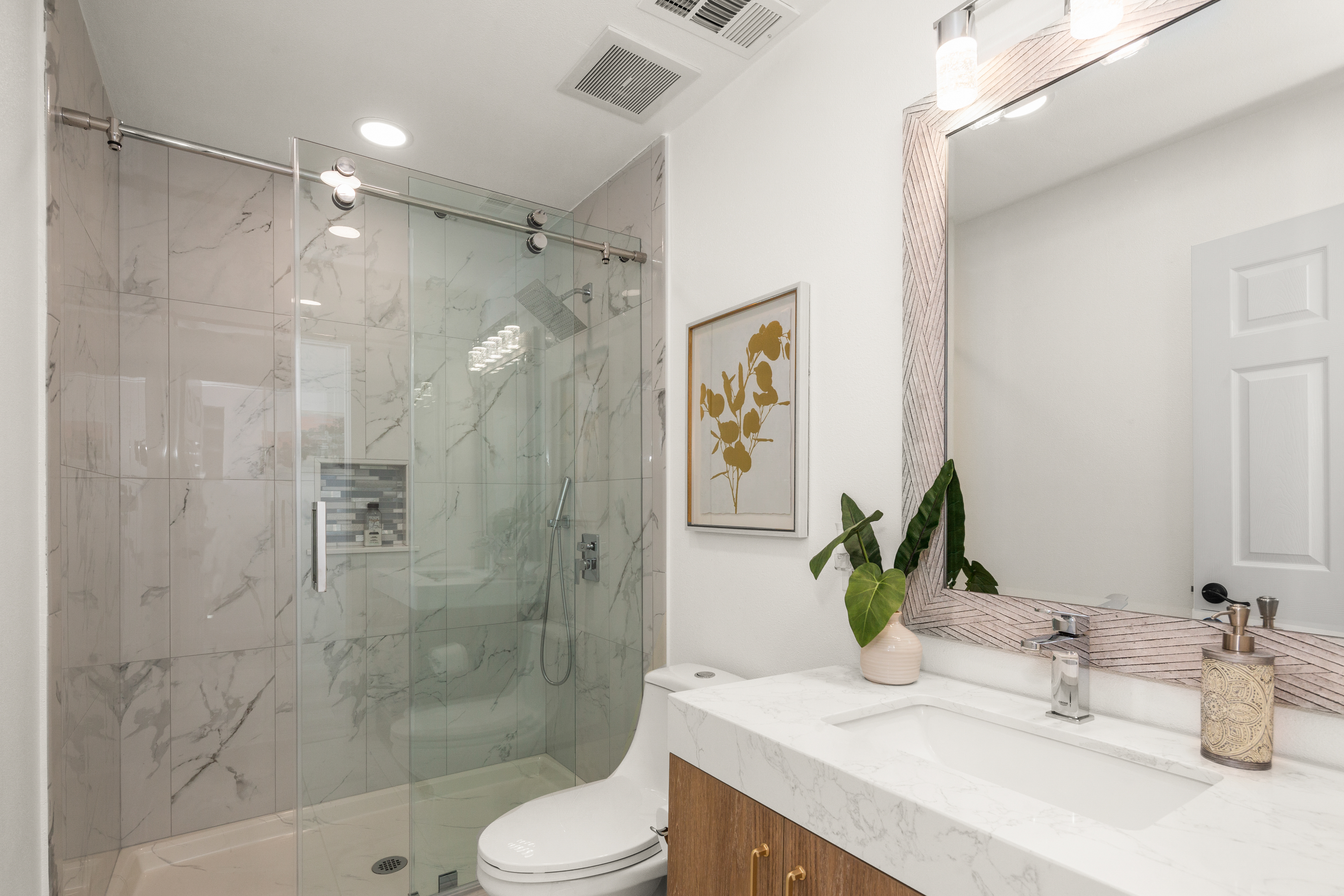 22481 Overlake 