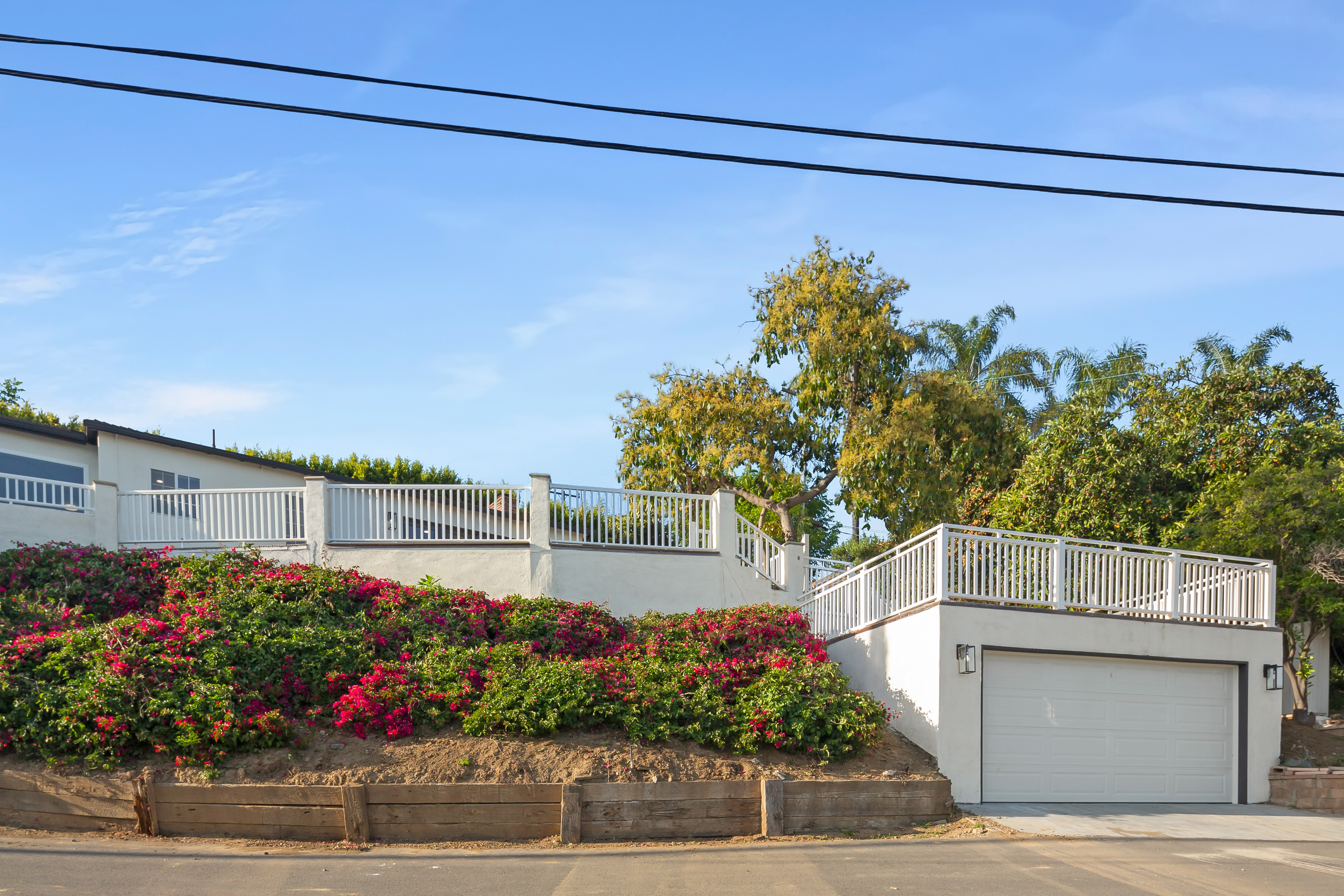 1213 East Avocado Crest Road 