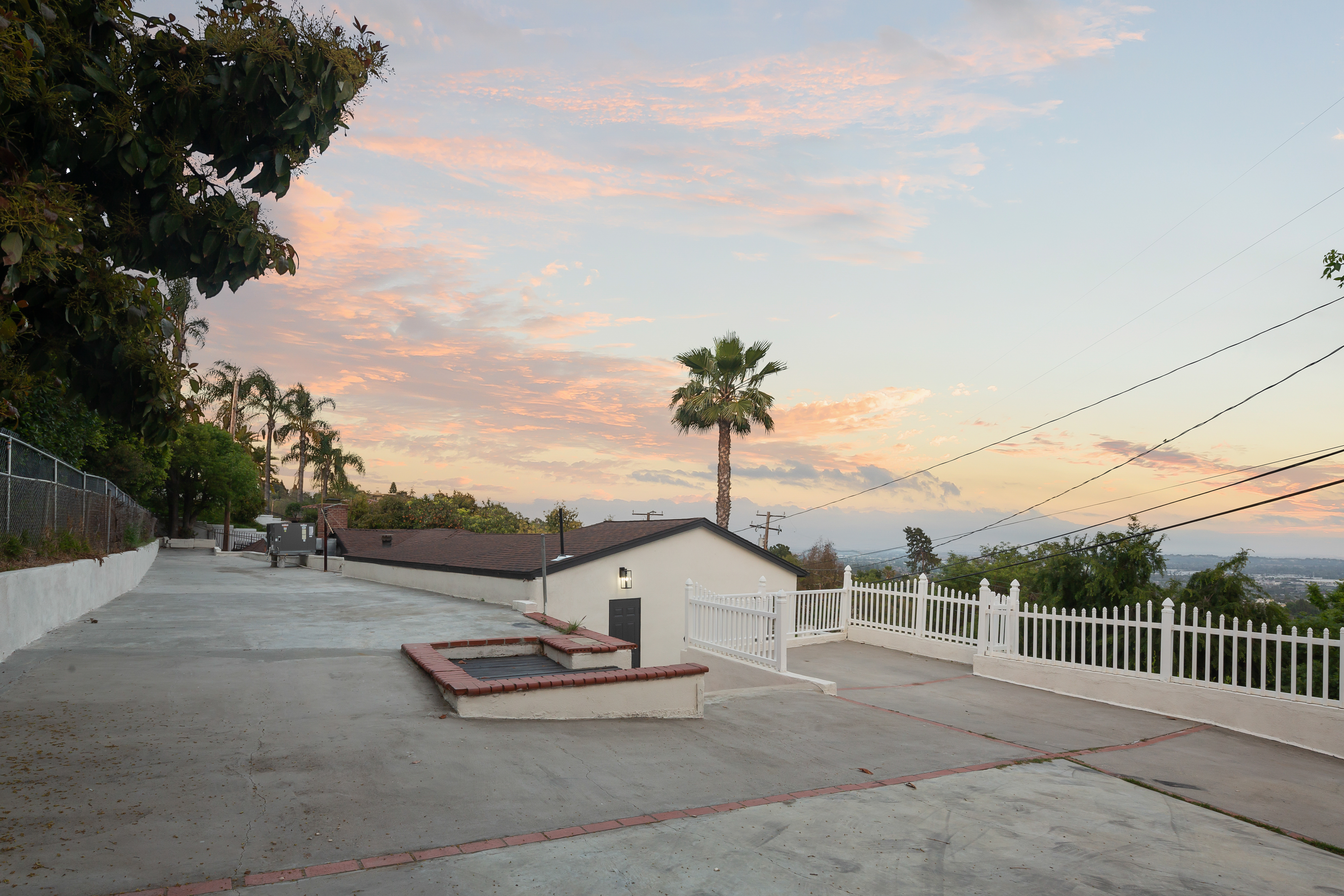 1213 East Avocado Crest Road 