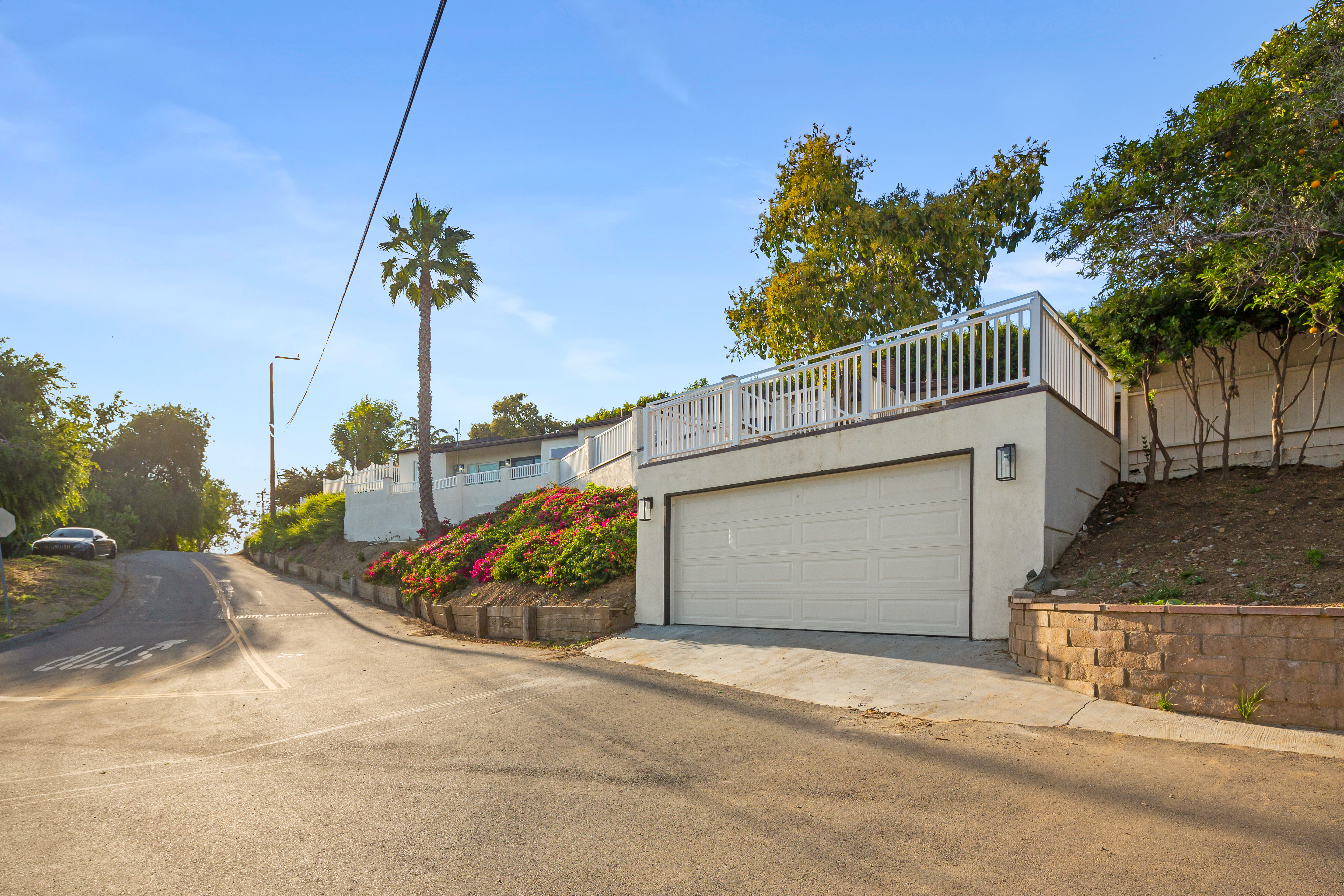 1213 East Avocado Crest Road 