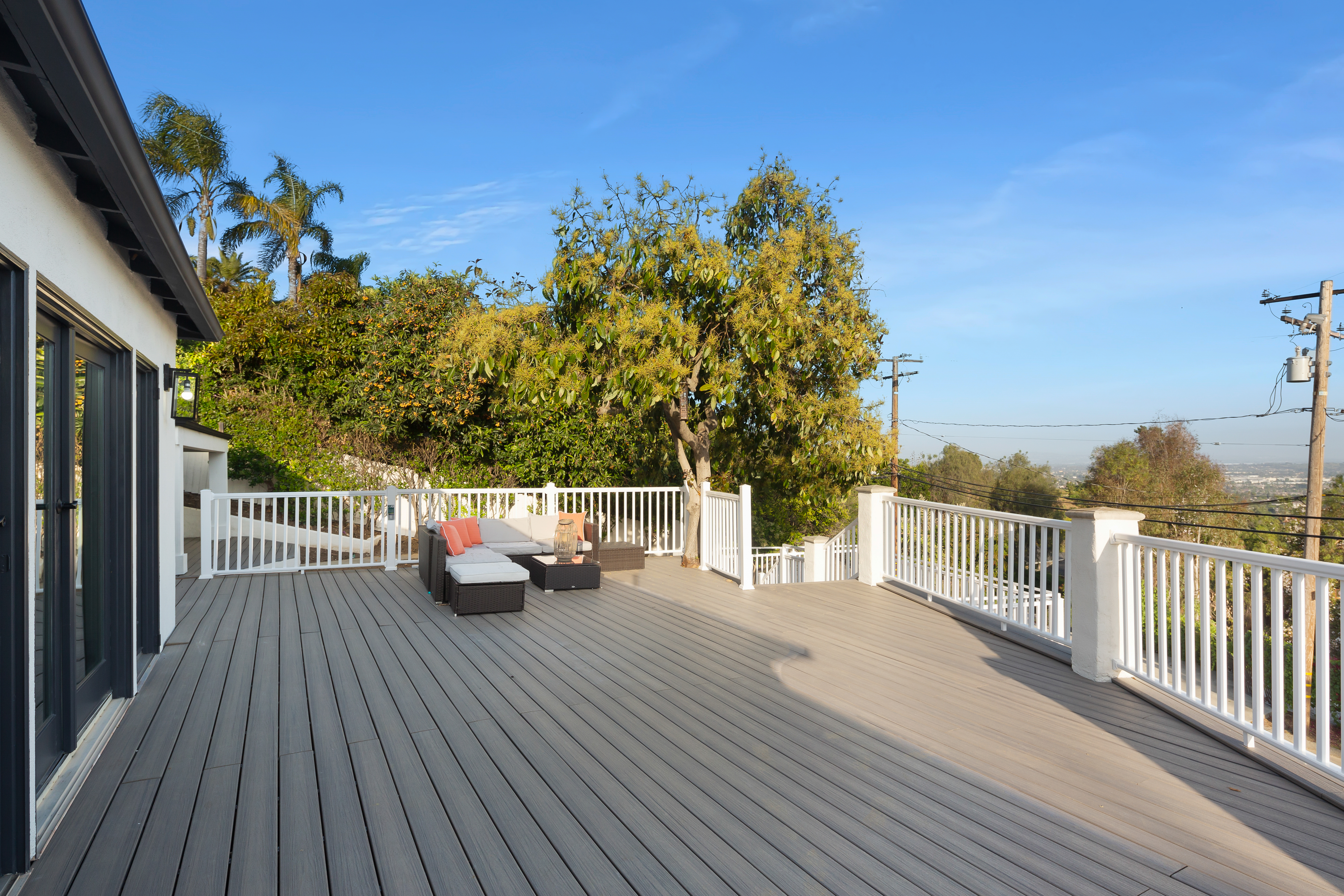 1213 East Avocado Crest Road 