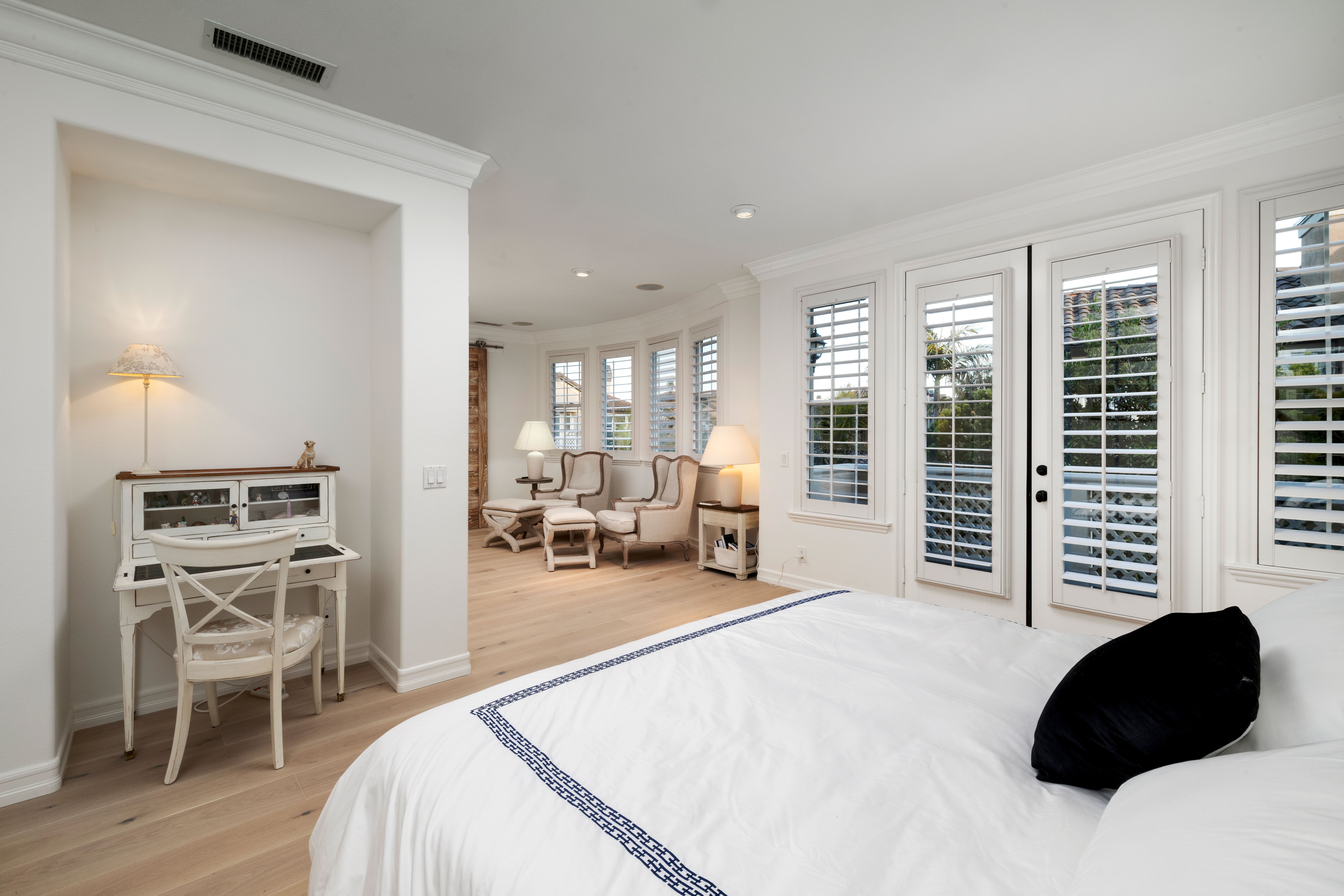 5646 Ocean Terrace Drive 