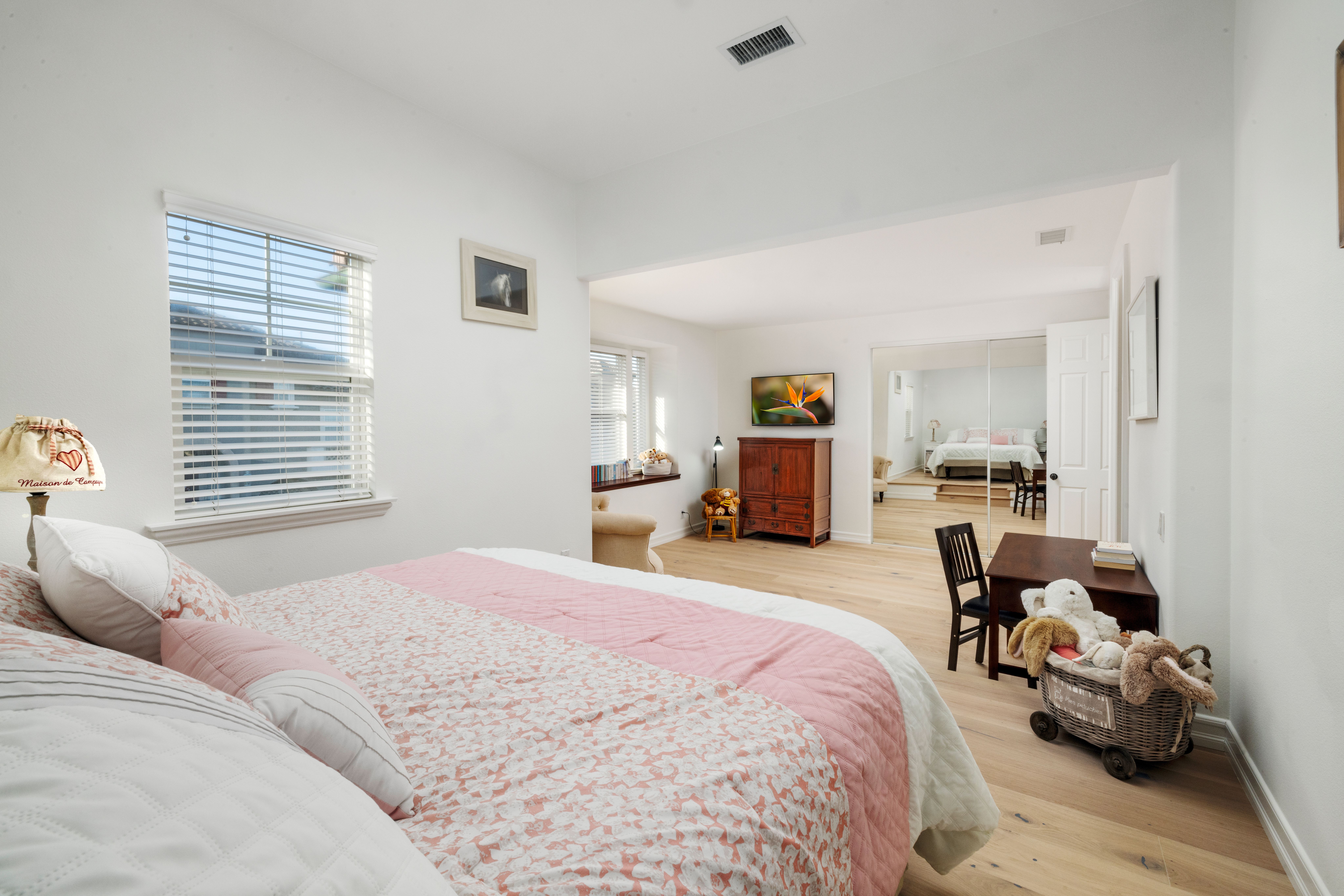 5646 Ocean Terrace Drive 