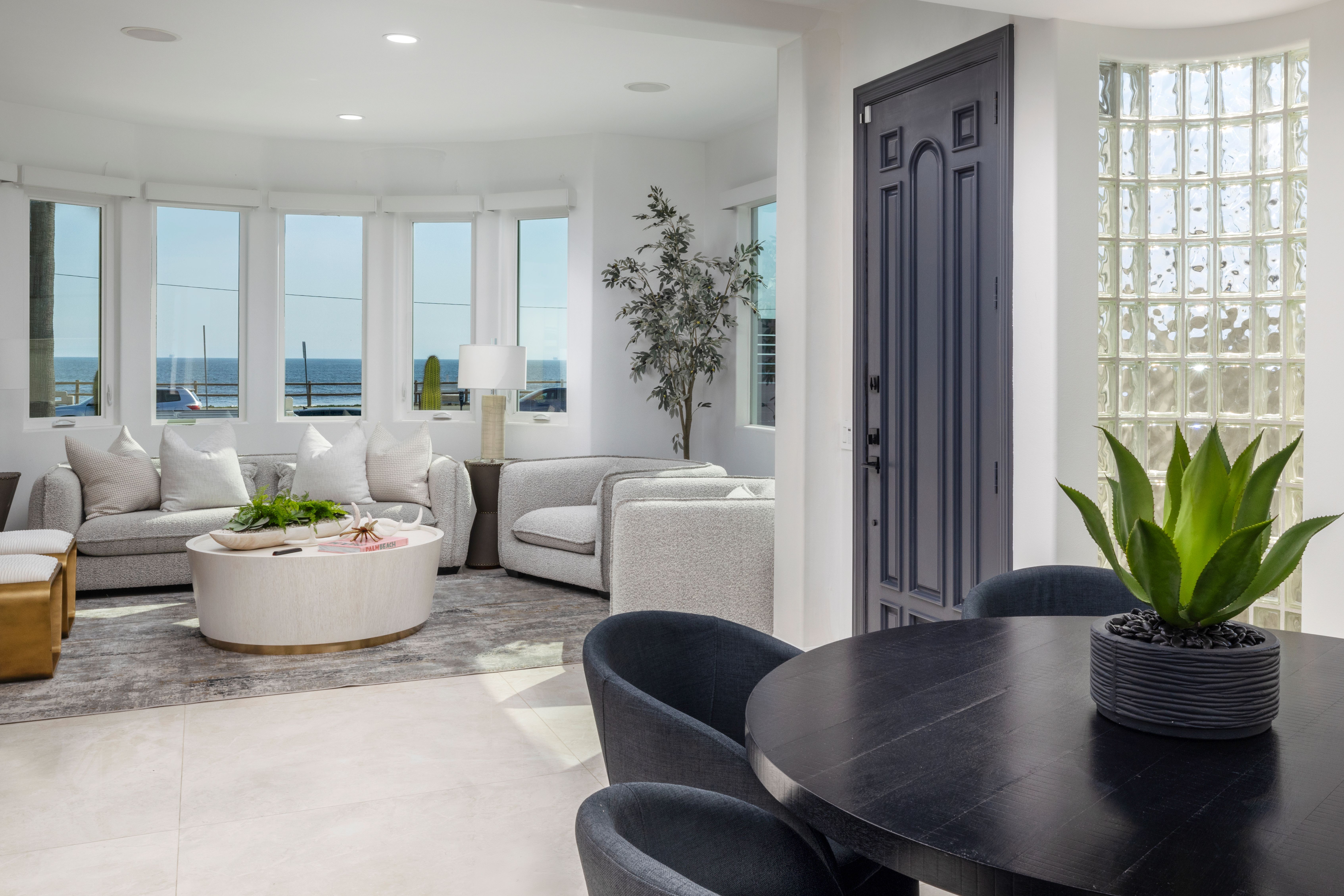 2110 Pacific Coast Highway 