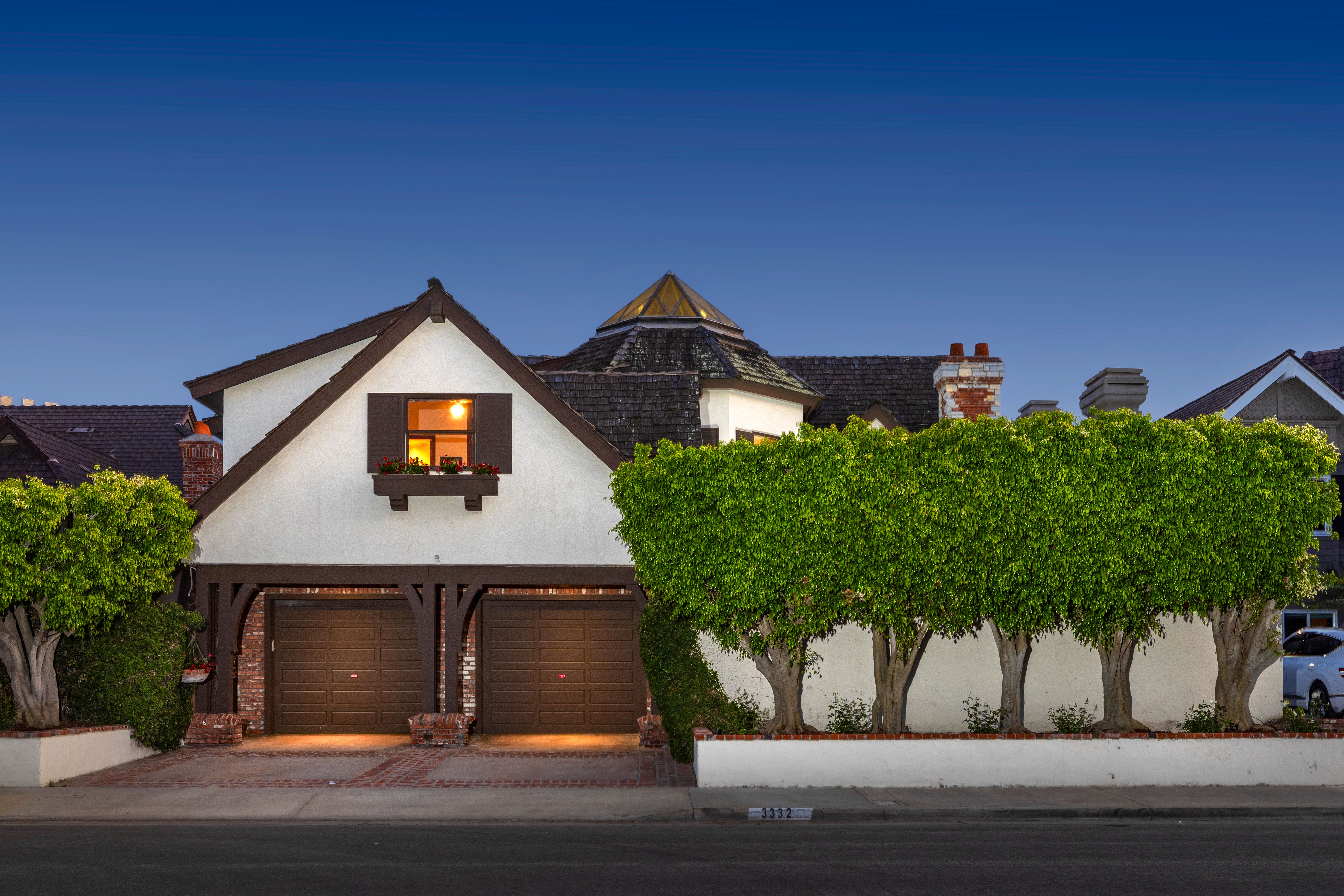 3332 Venture Drive 