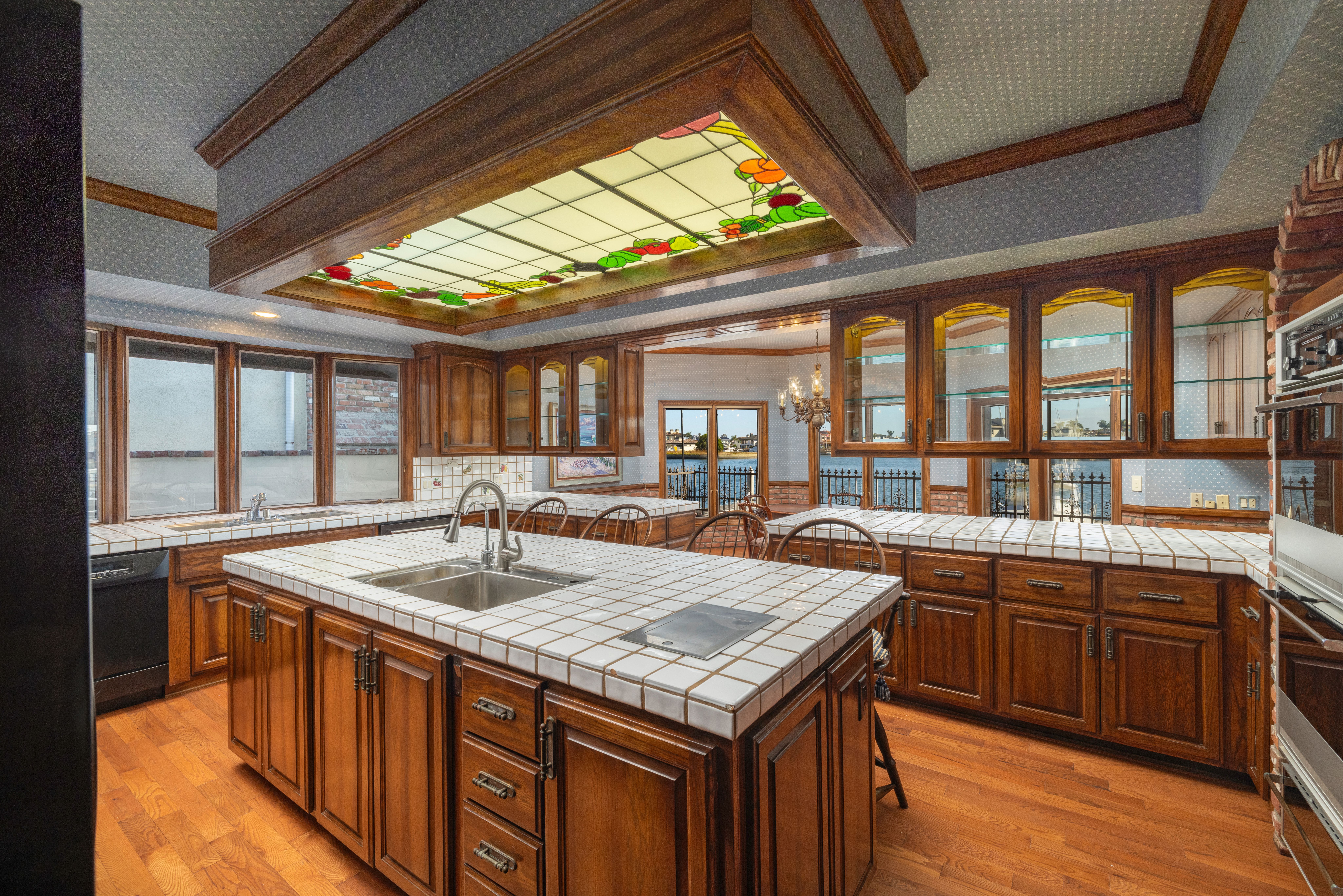 3332 Venture Drive 