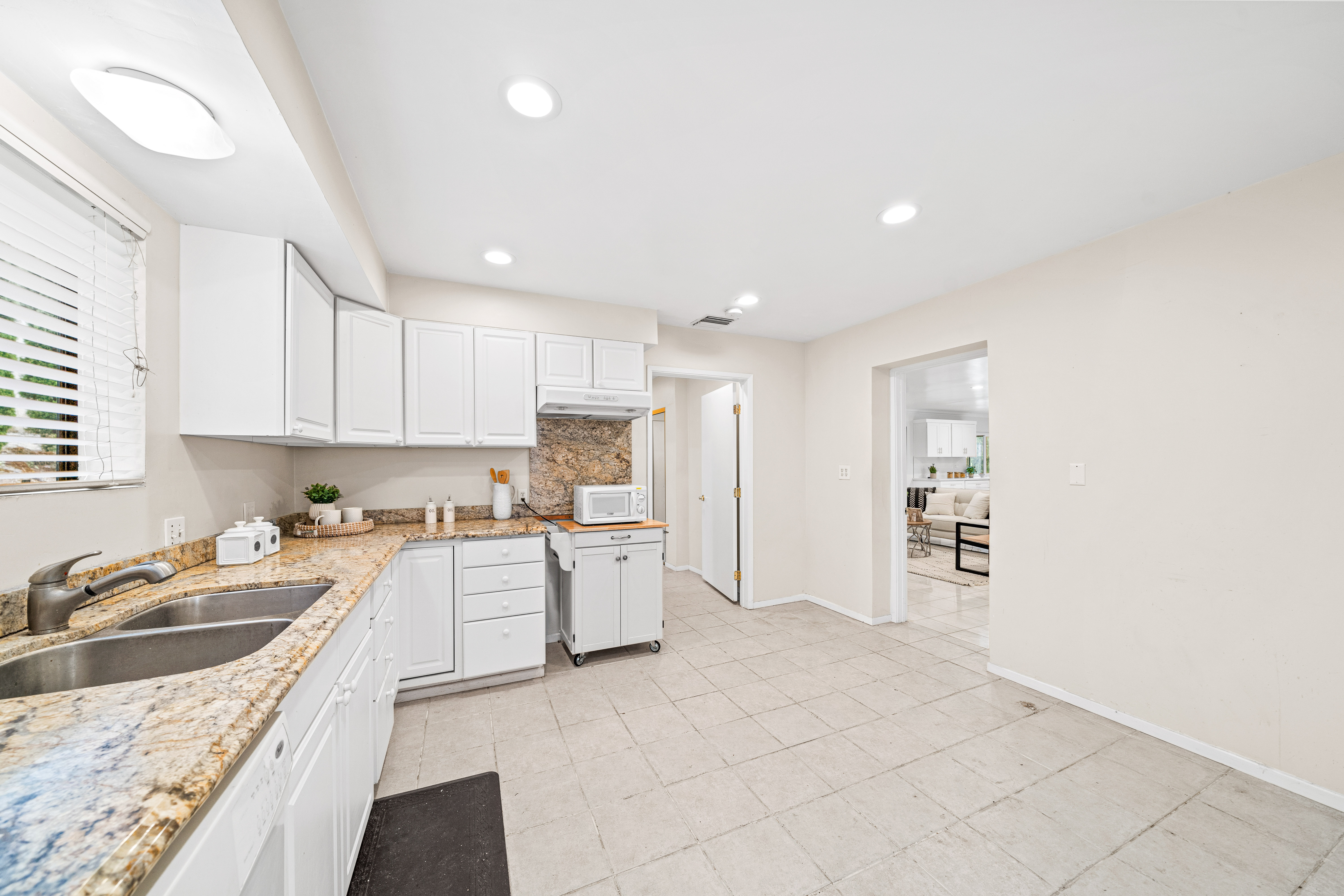 33706 Calle Miramar 