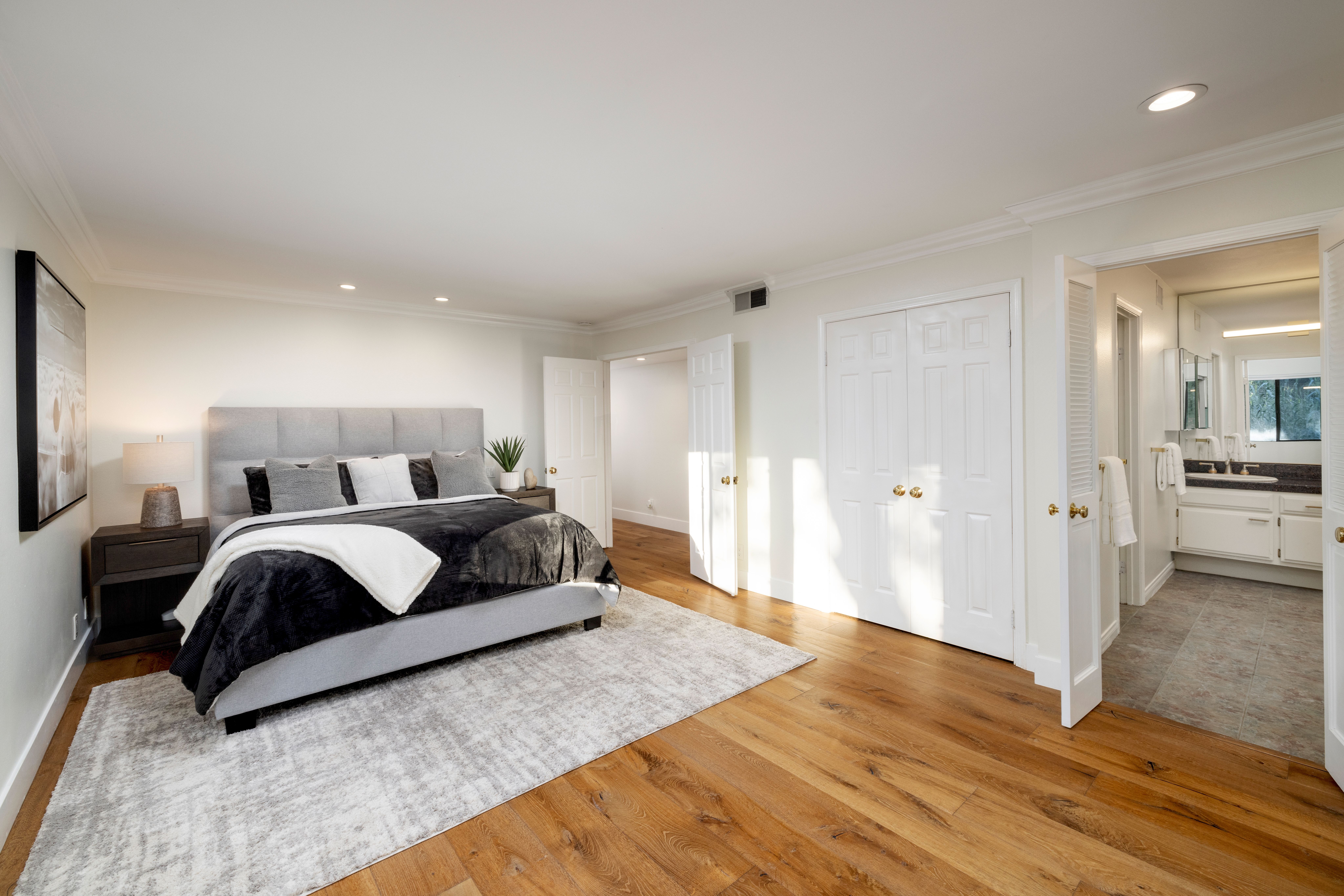 367 Newport Glen Court 