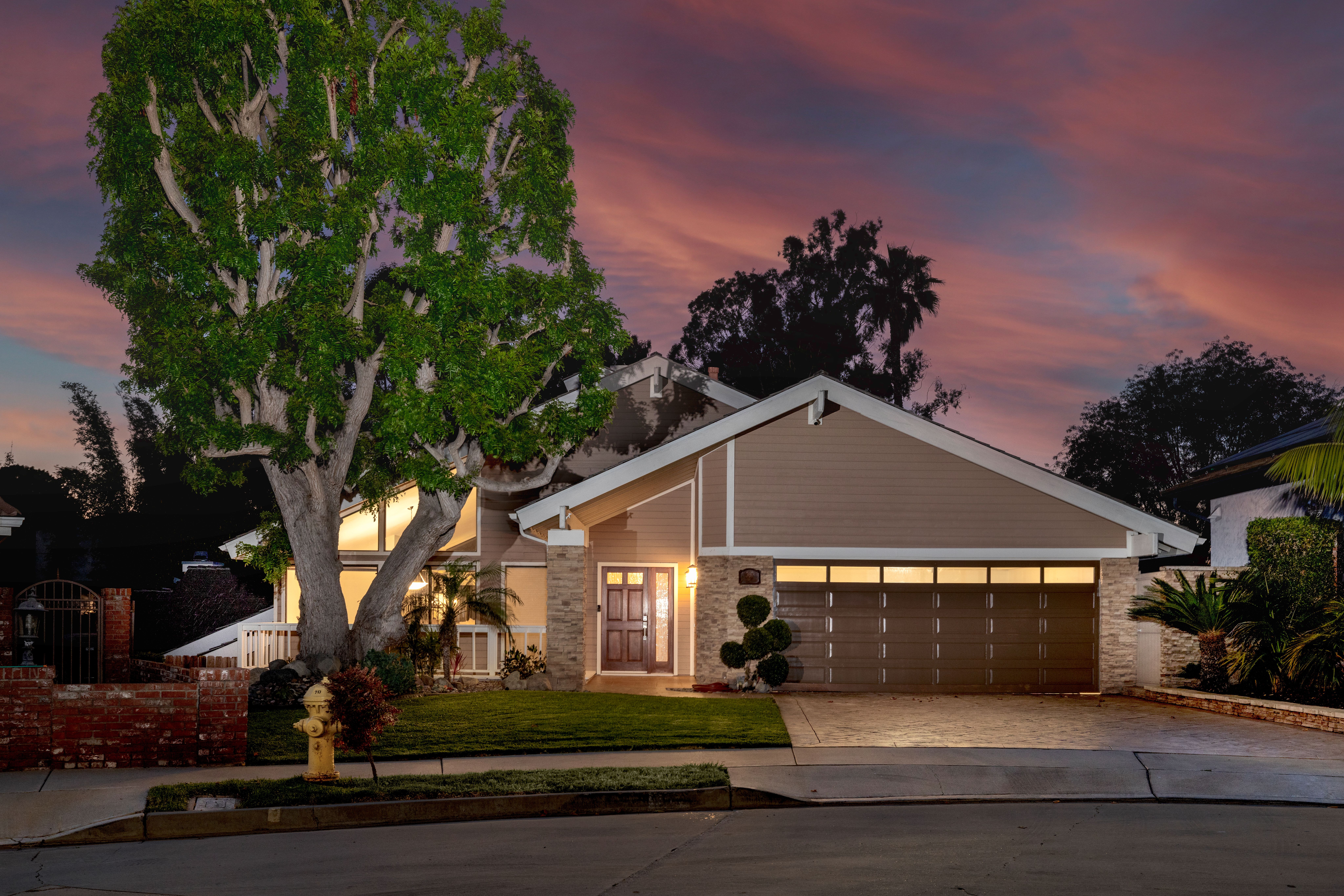 367 Newport Glen Court 