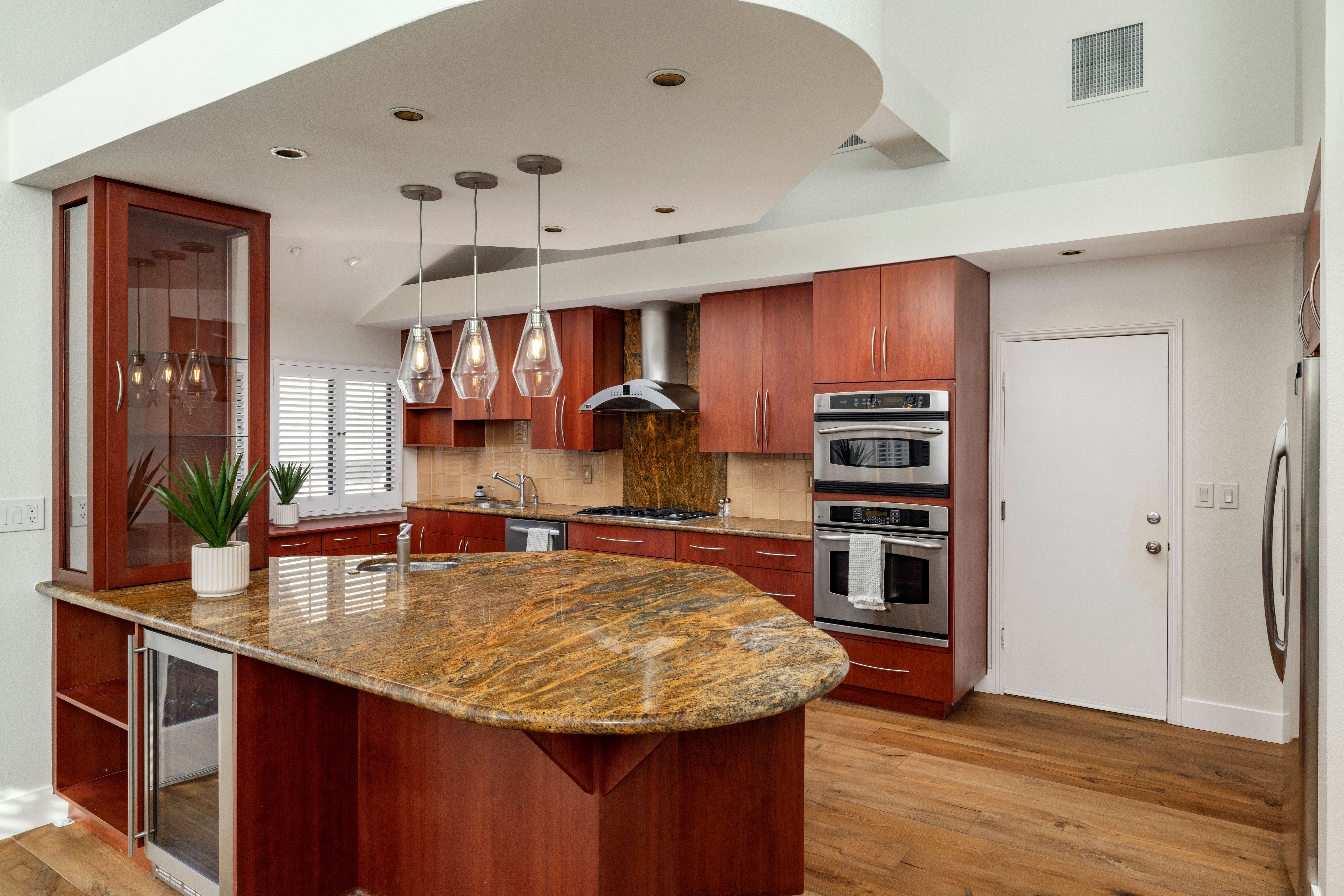 367 Newport Glen Court 