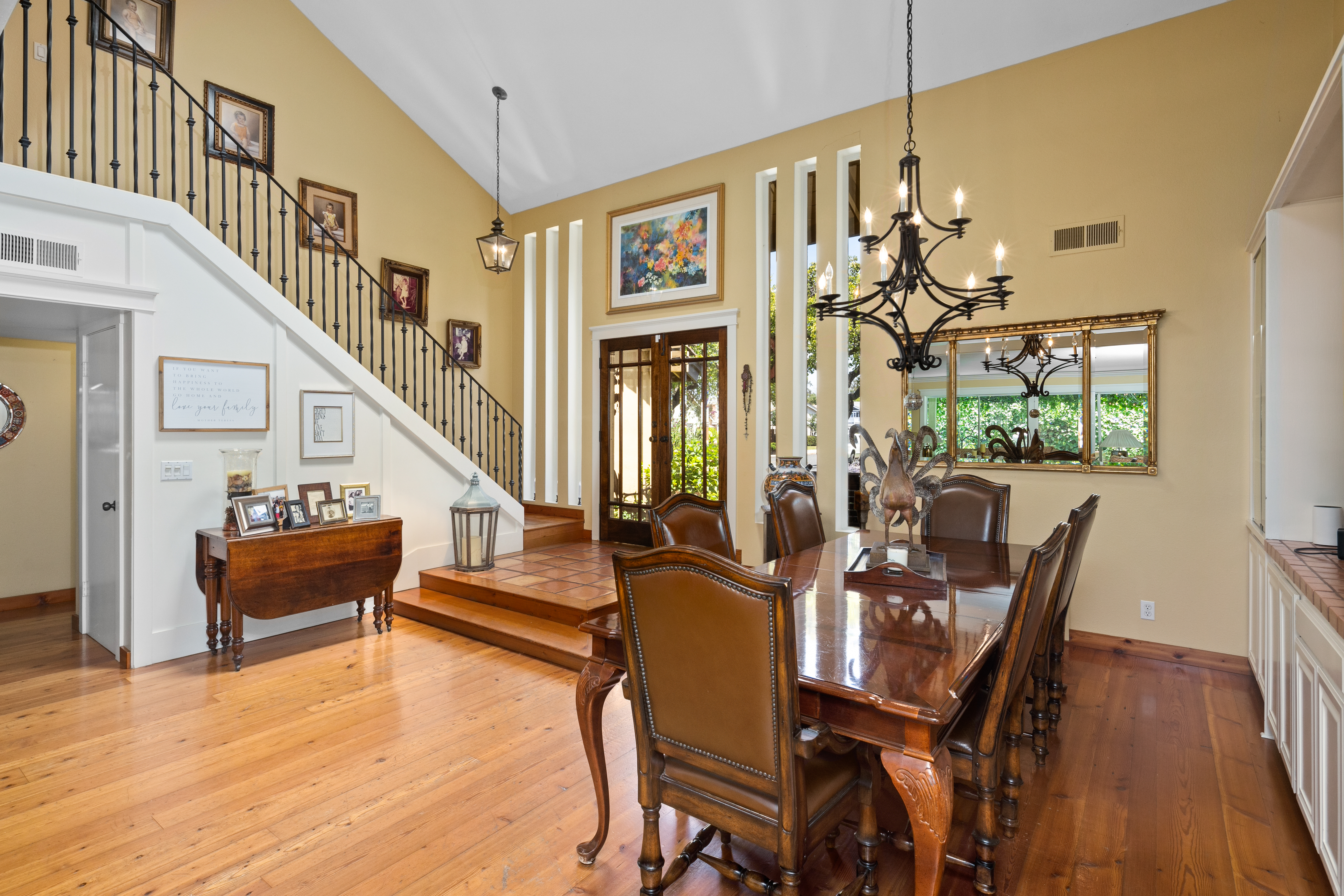1785 Hummingbird Drive 