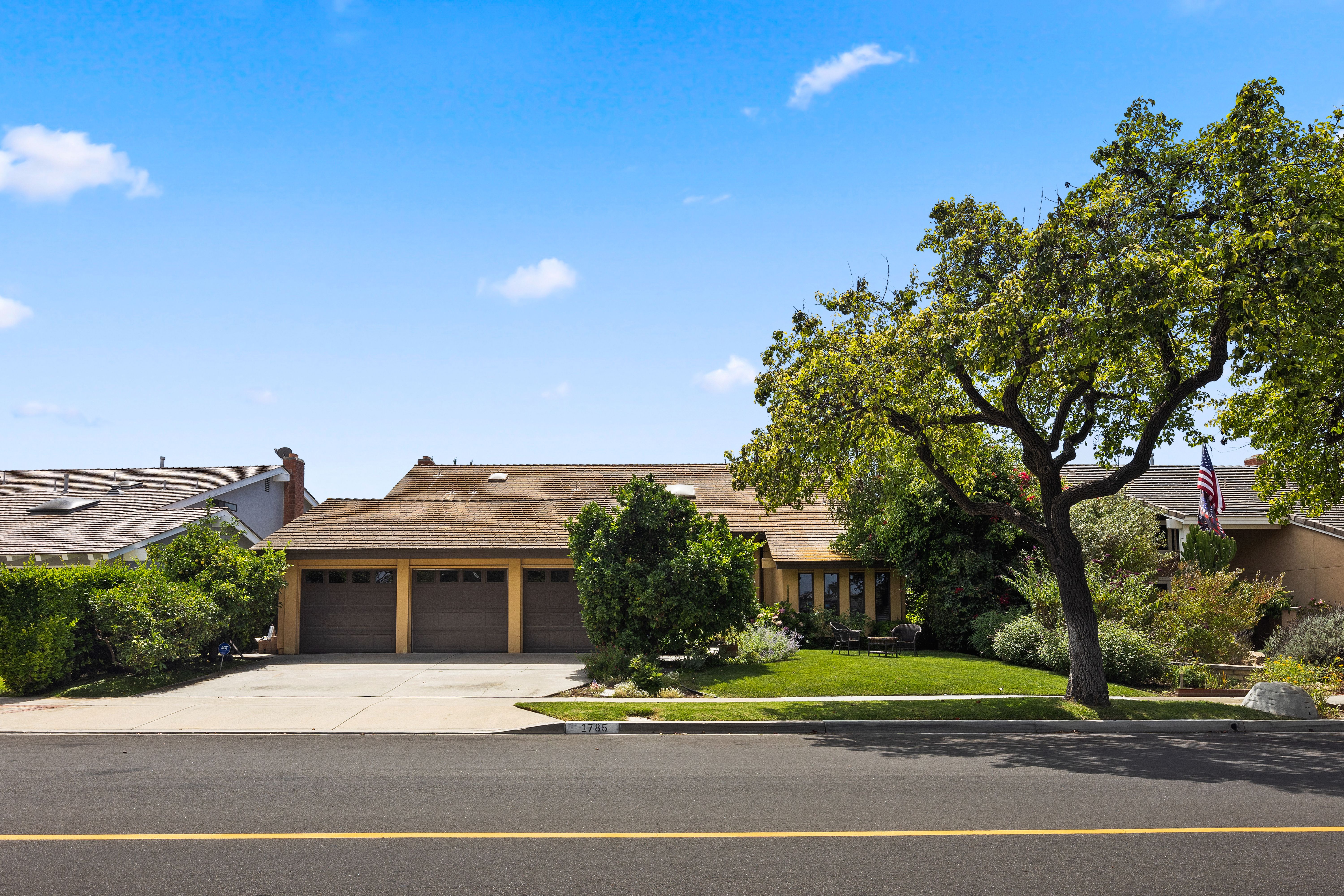 1785 Hummingbird Drive 