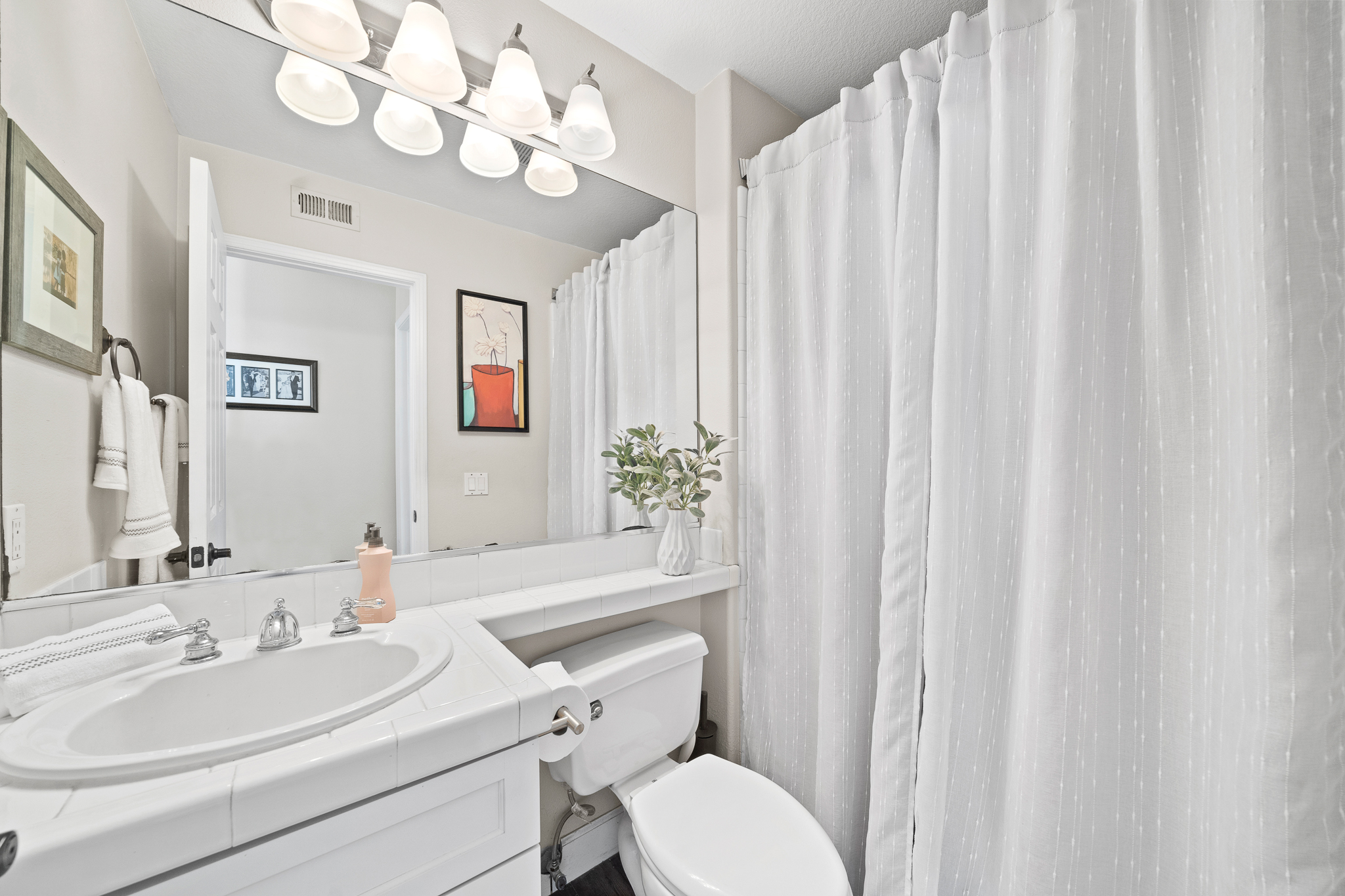 22622 White Oaks 