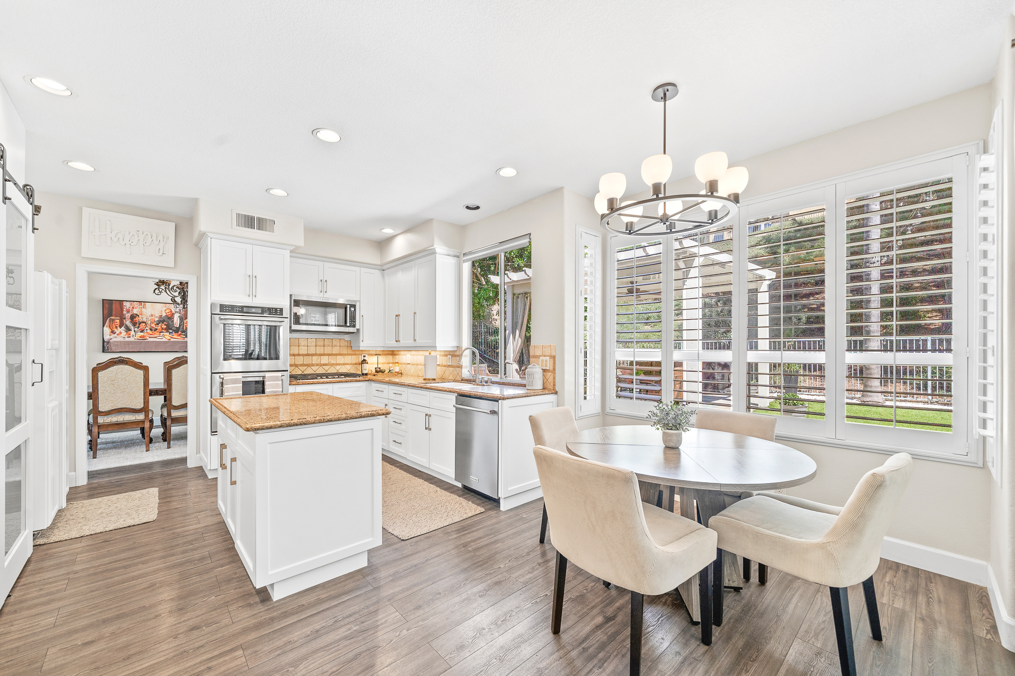 22622 White Oaks 