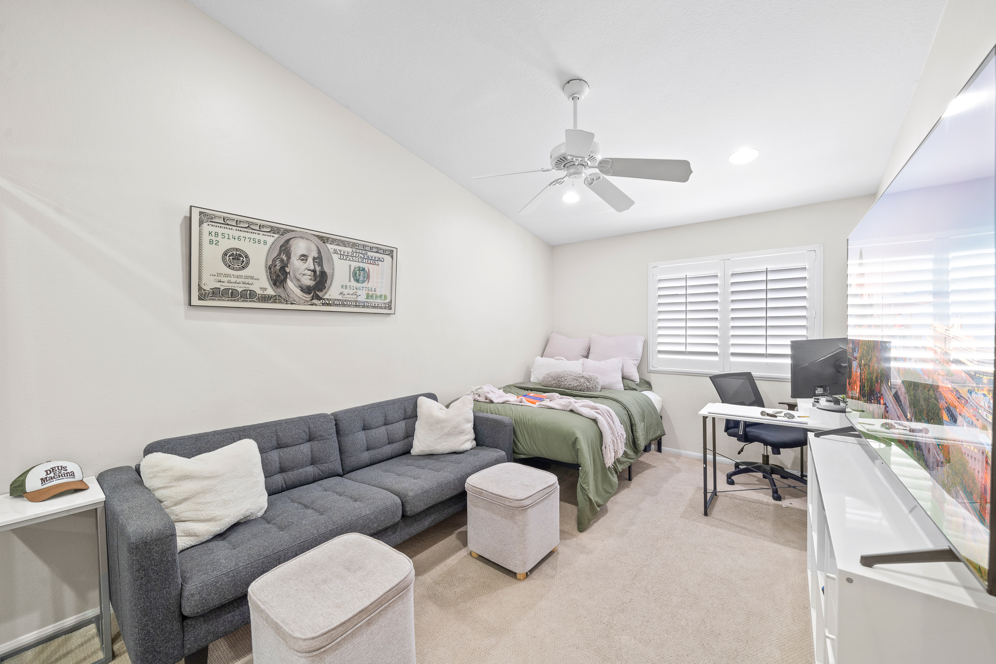 22622 White Oaks 