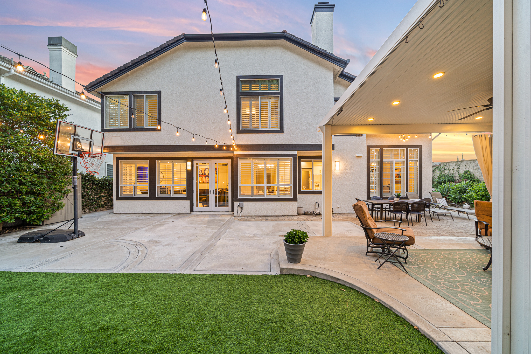22622 White Oaks 